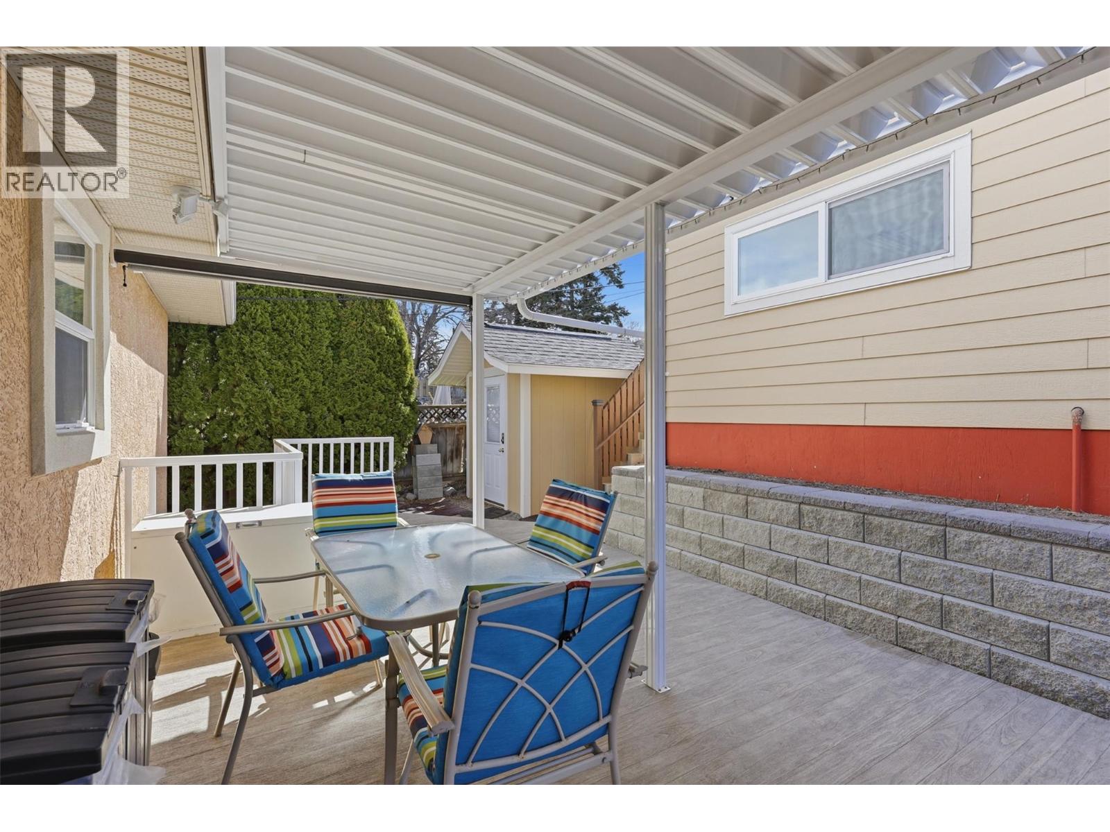 769 DOUGLAS STREET - 29