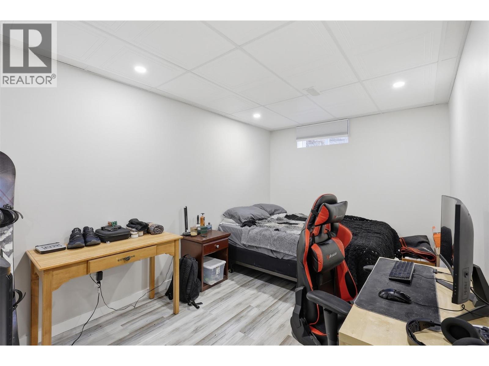 769 DOUGLAS STREET - 44