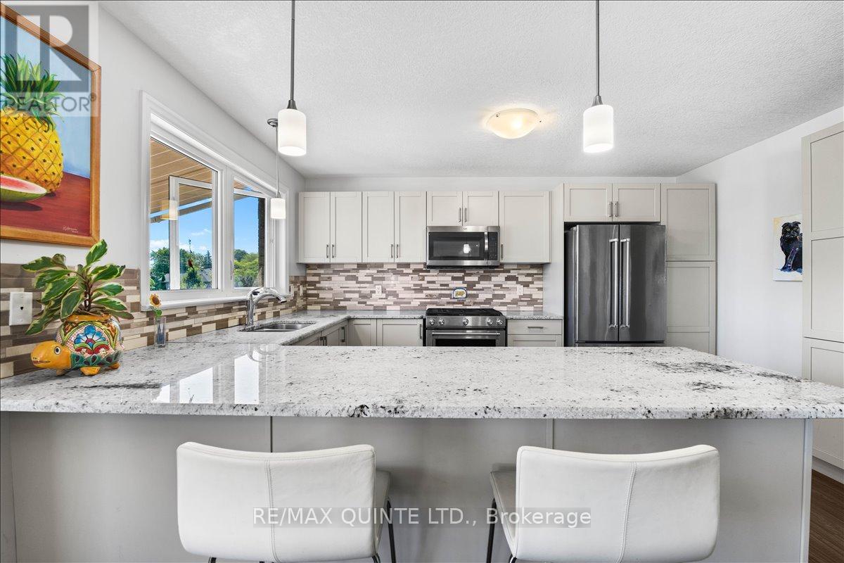 6 GRANBY COURT - 12