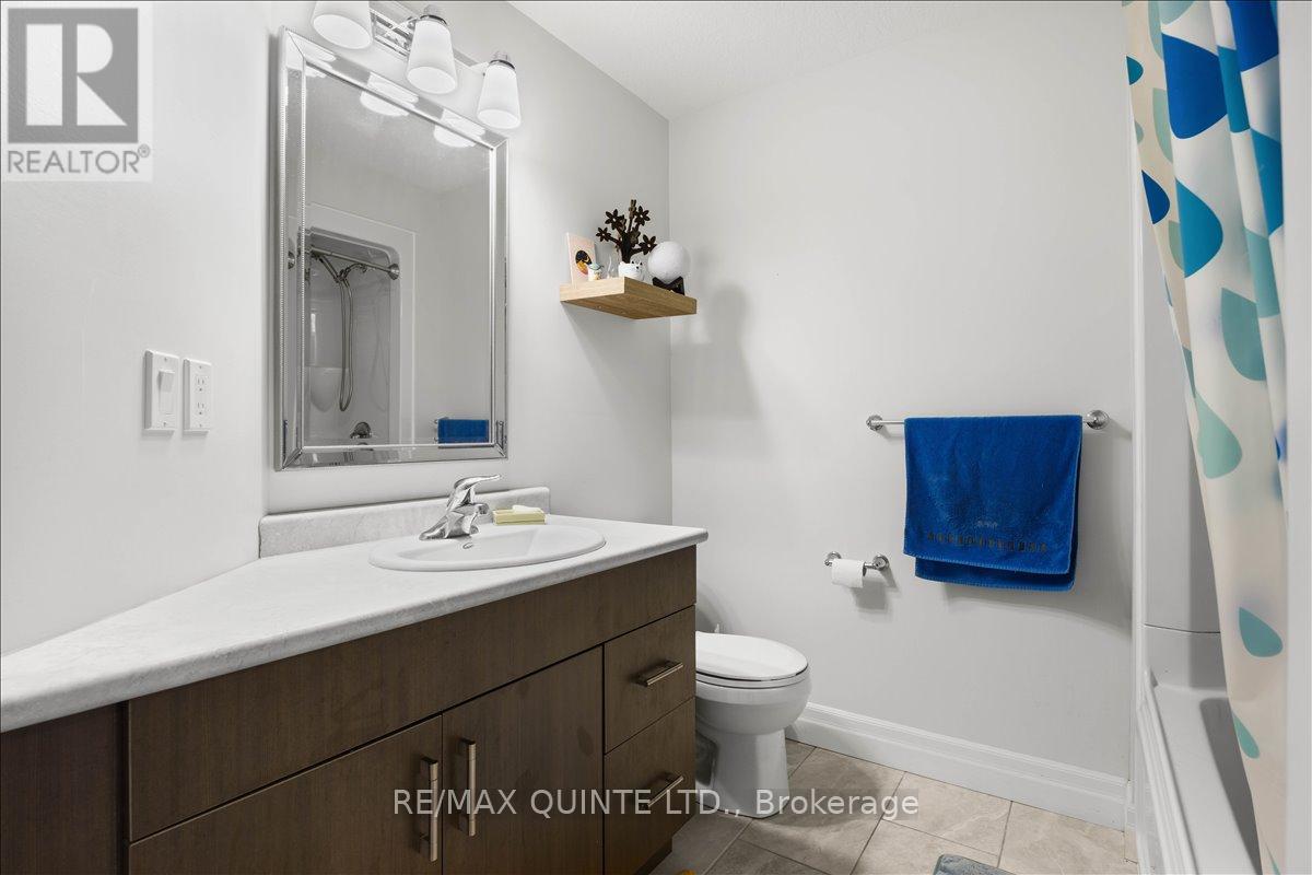 6 GRANBY COURT - 20