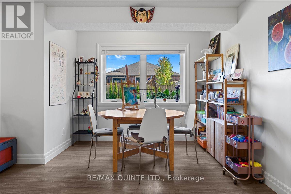 6 GRANBY COURT - 23