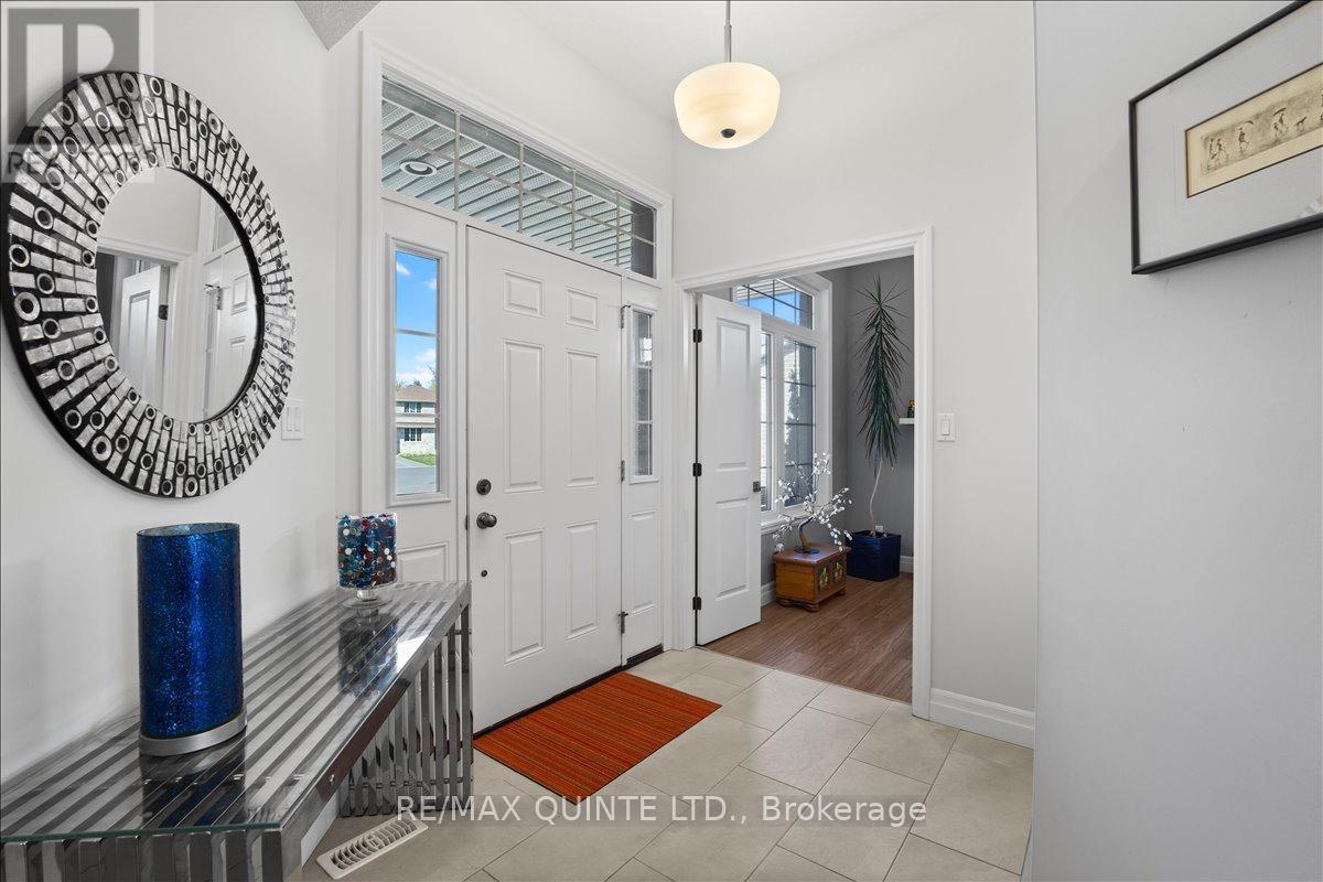 6 GRANBY COURT - 4