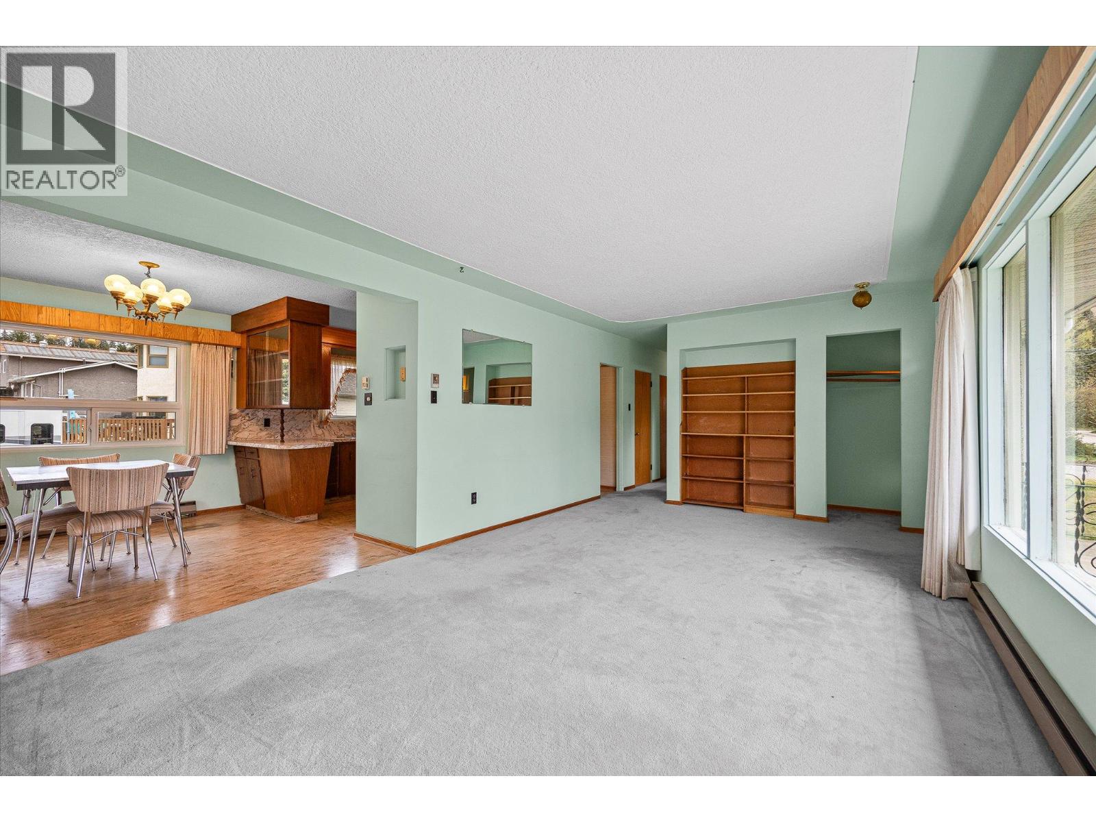  4693 Raymer Road, Kelowna