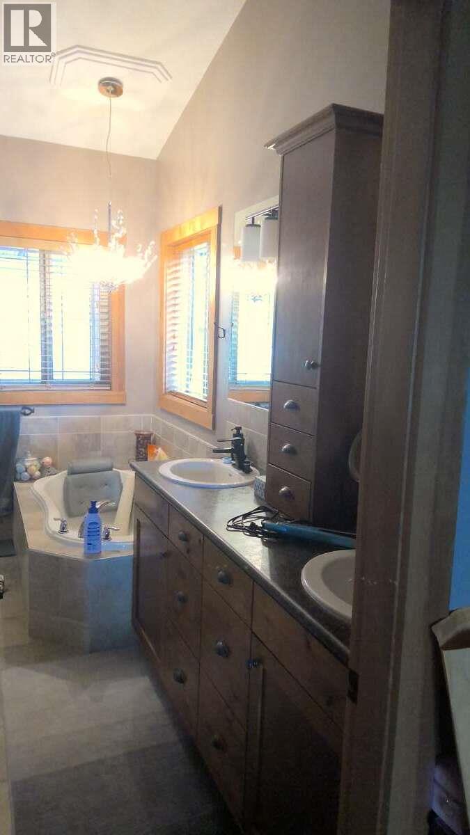  7080 Sun Valley Road, Kelowna