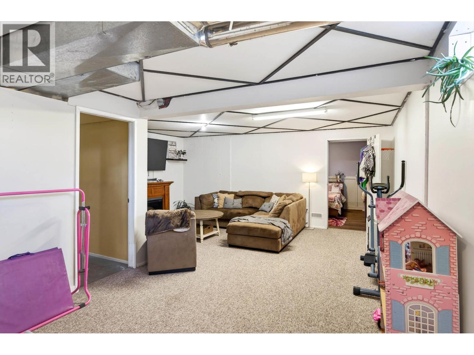 15 GALENA AVENUE - 21