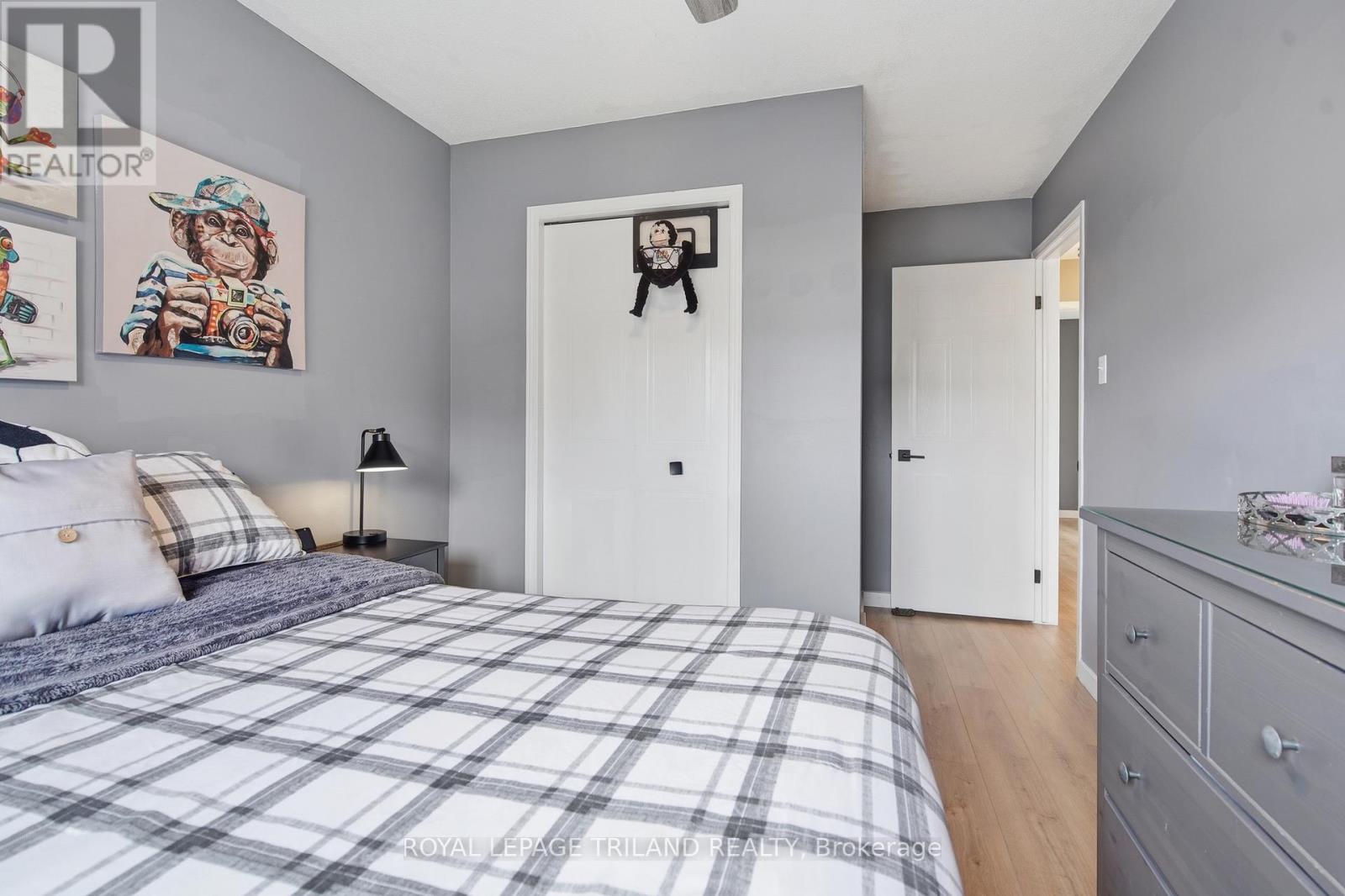 16 BOWCOTT CRESCENT Property Photo