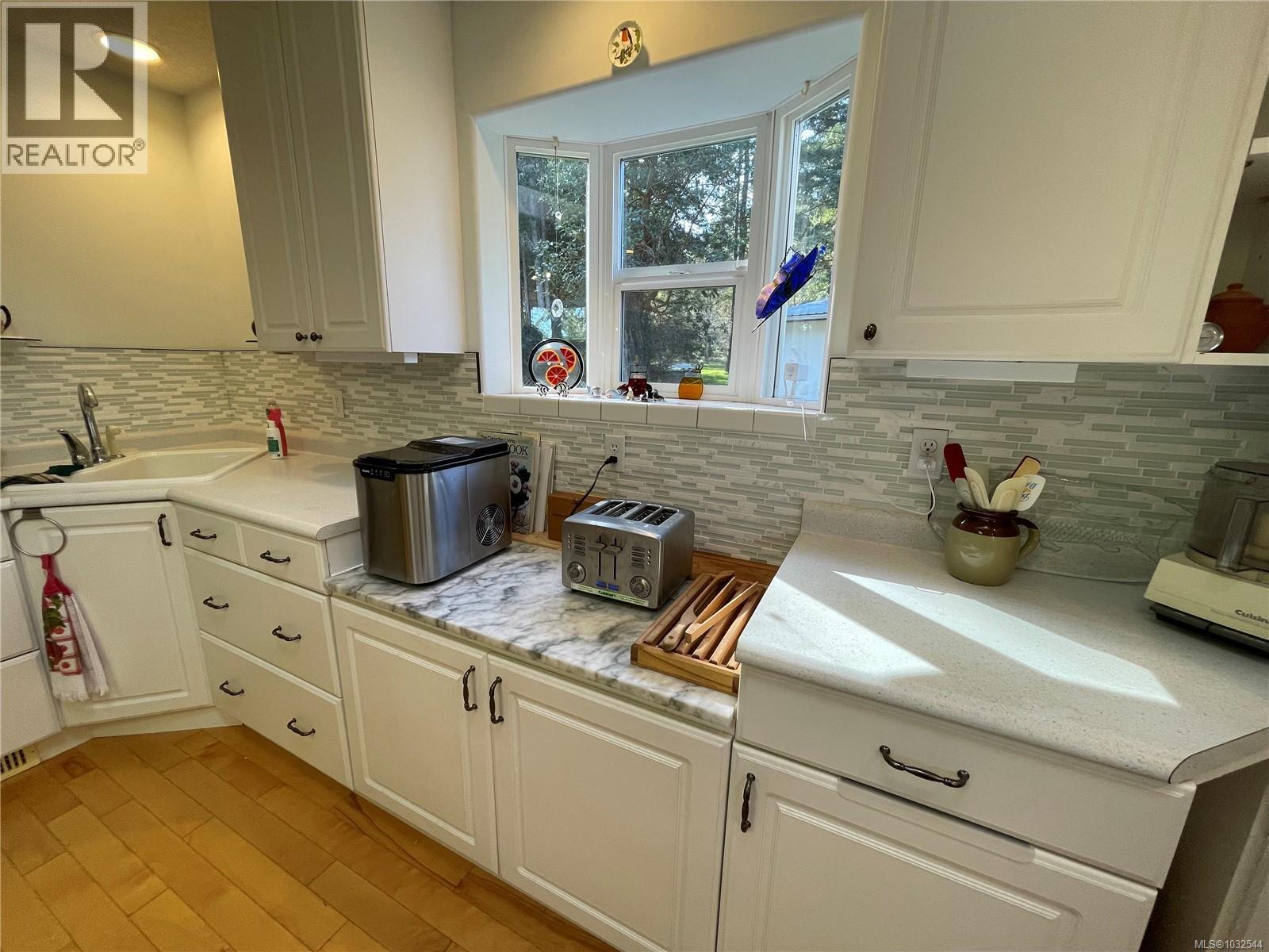 873 Driftwood Dr - 28