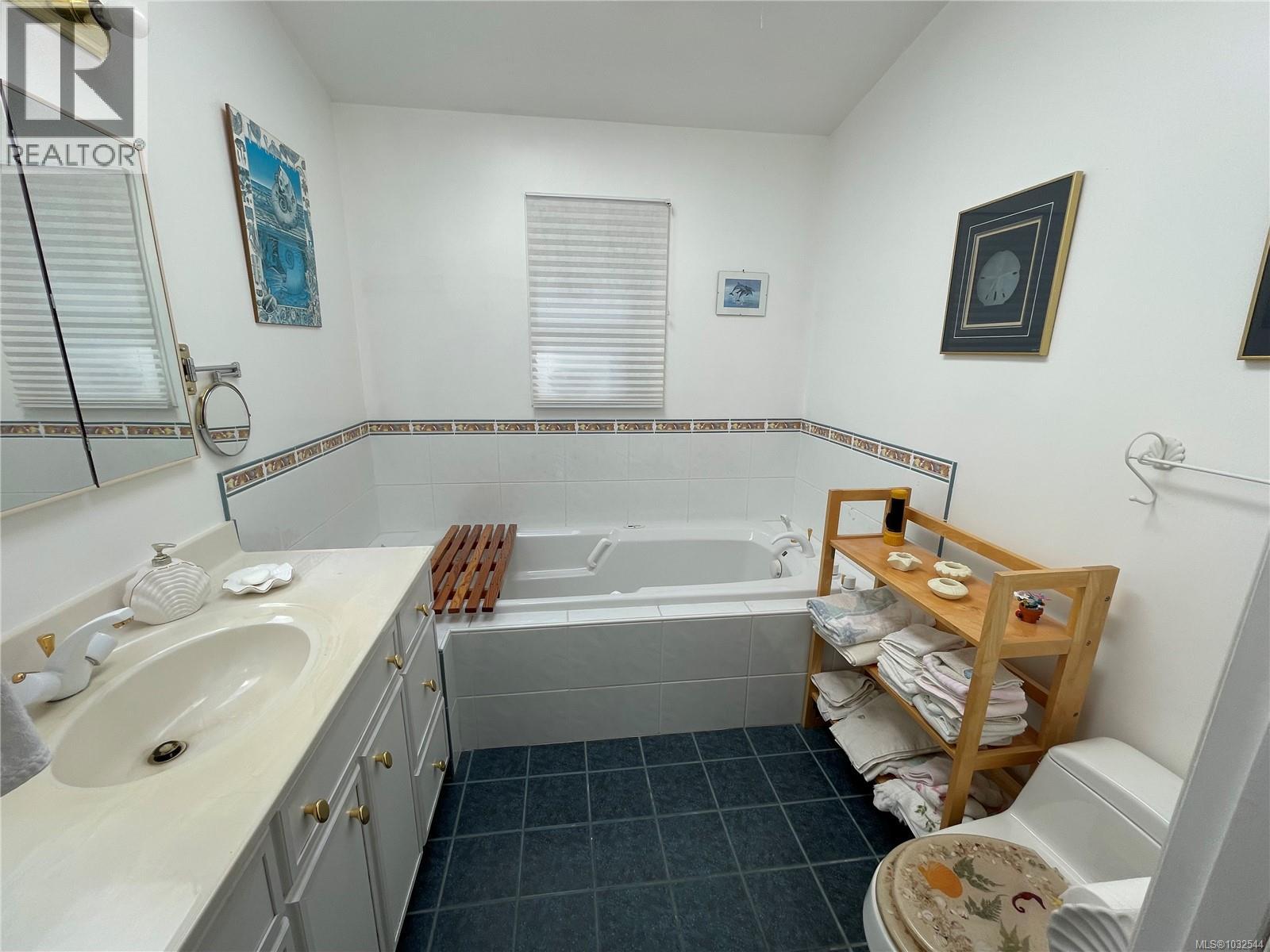 873 Driftwood Dr - 42