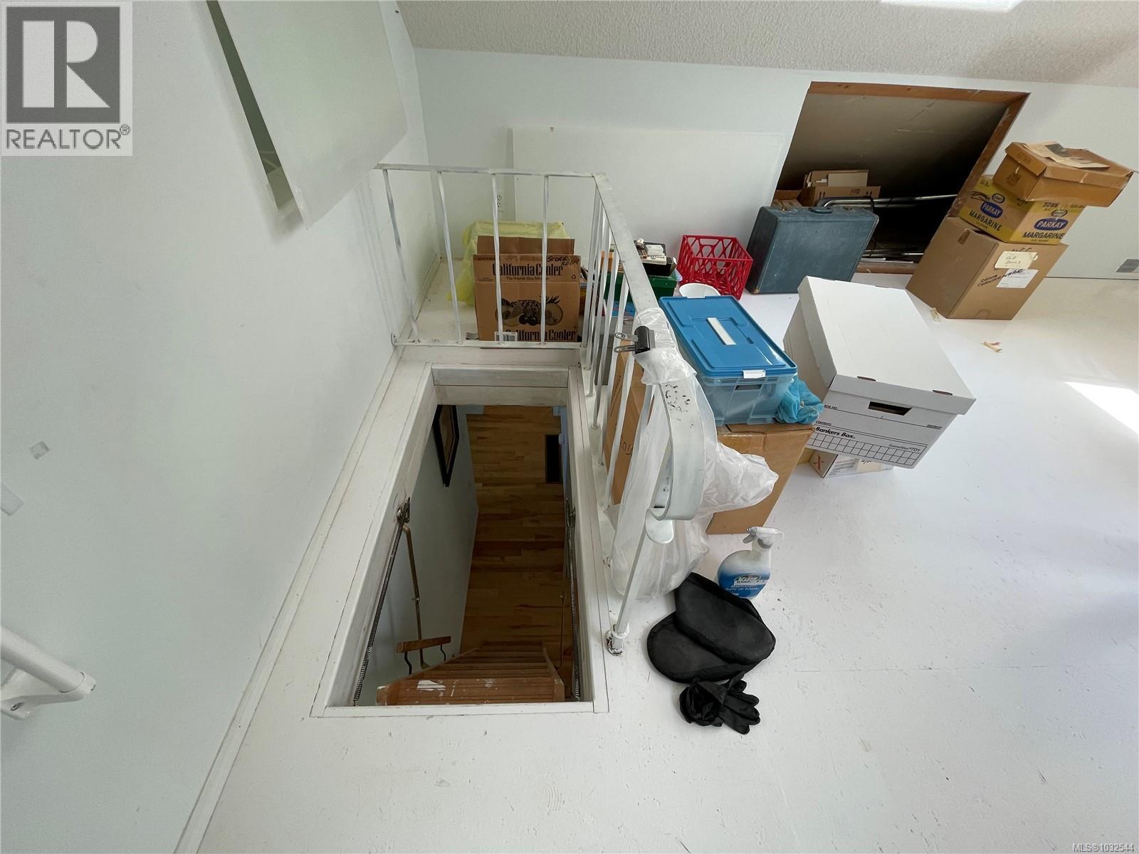 873 Driftwood Dr - 50