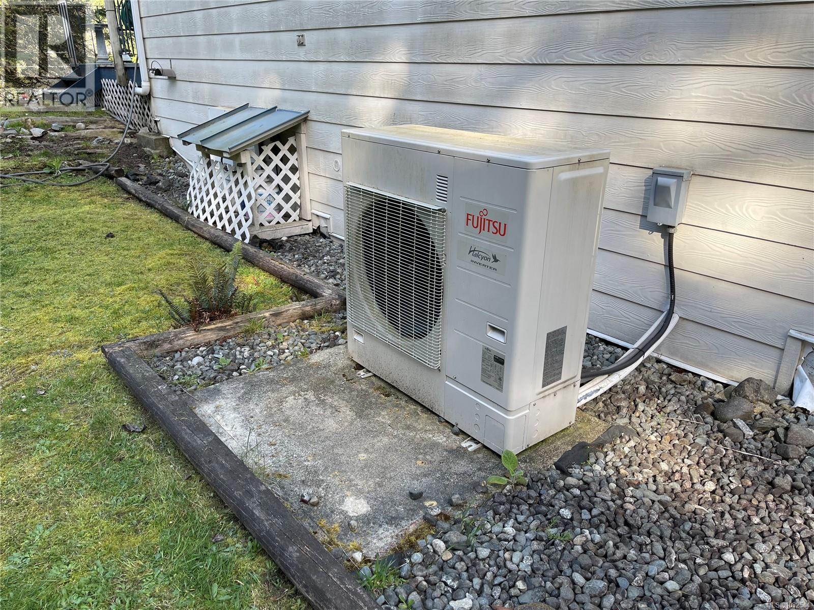 873 Driftwood Dr - 66