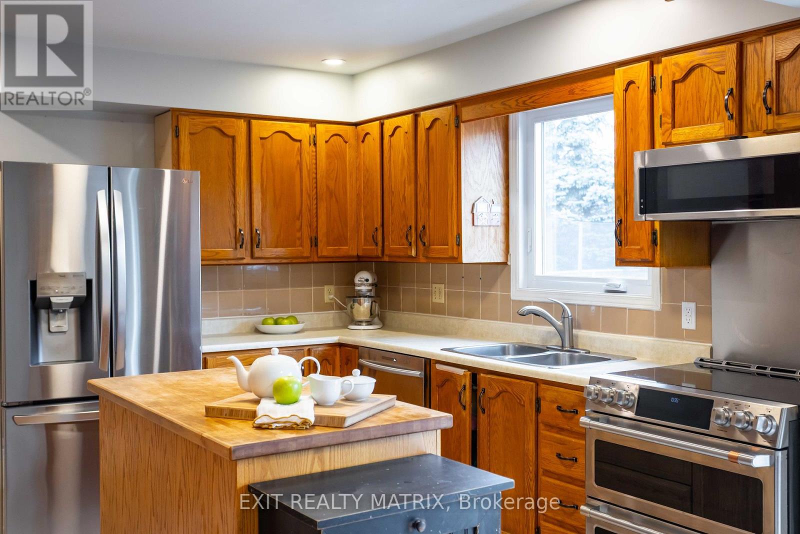 95 CASTLEBEAU STREET - 13
