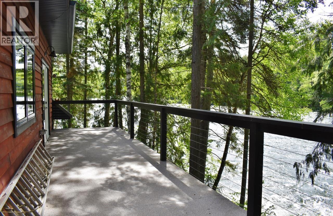 4820 QUESNEL FORKS ROAD - 22