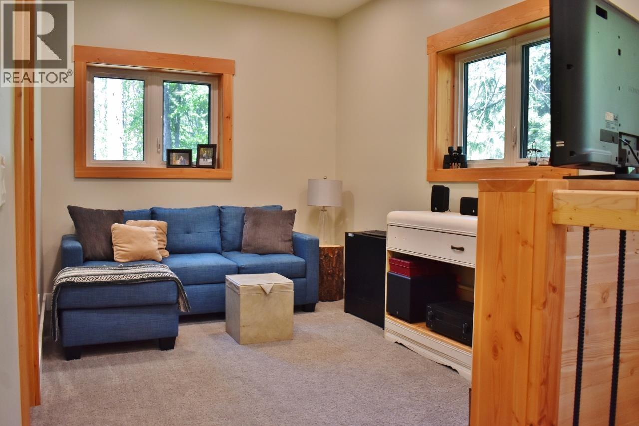 4820 QUESNEL FORKS ROAD - 26