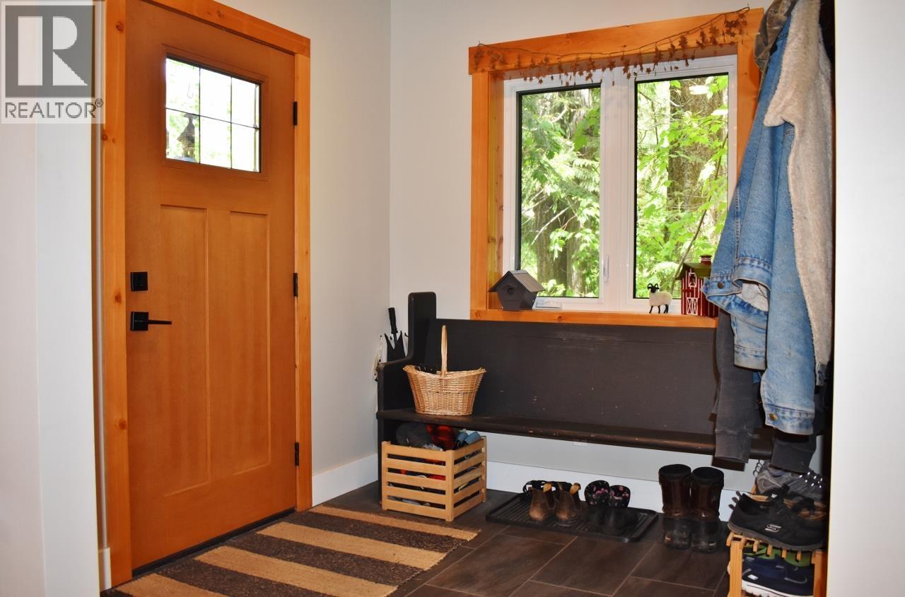 4820 QUESNEL FORKS ROAD - 28