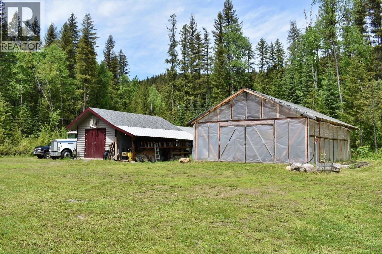 4820 QUESNEL FORKS ROAD - 32