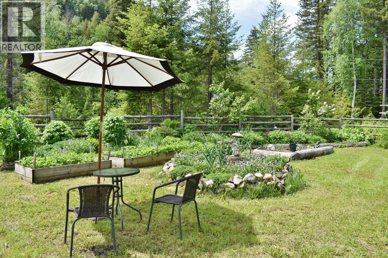 4820 QUESNEL FORKS ROAD - 34