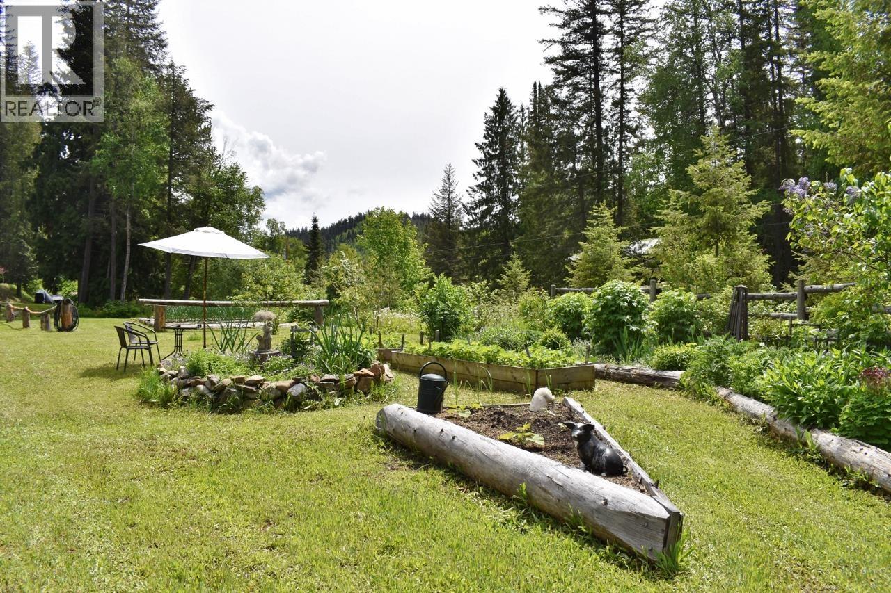 4820 QUESNEL FORKS ROAD - 36