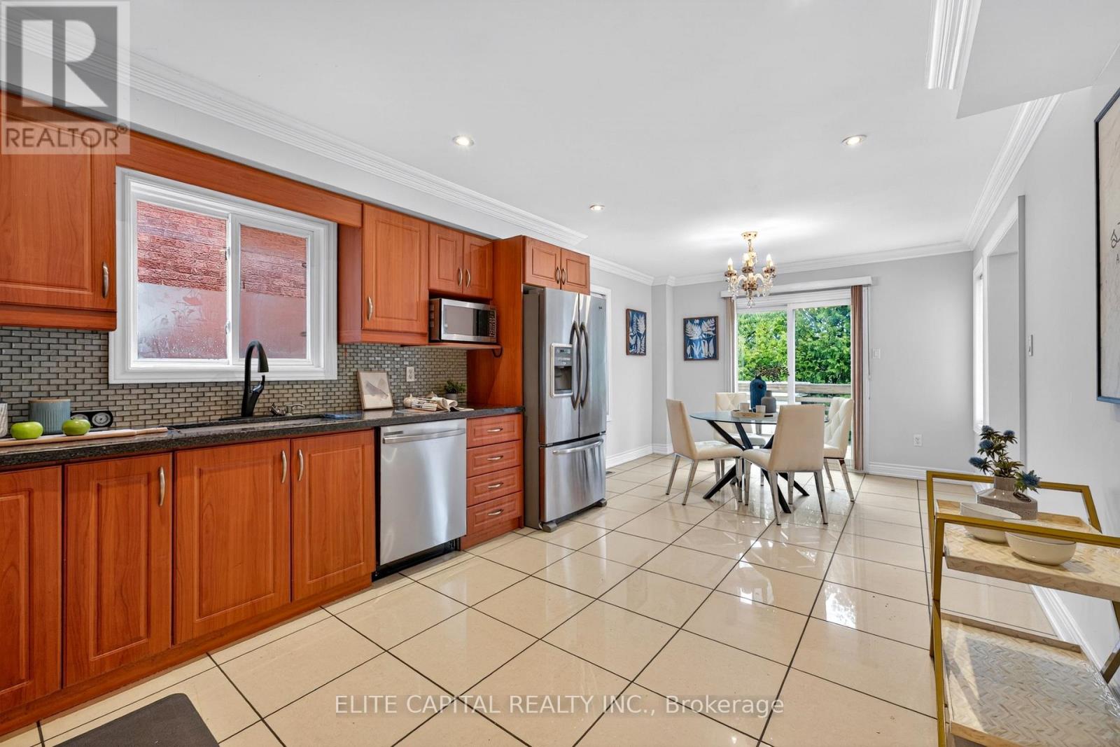 100 BERNARD AVENUE - 16