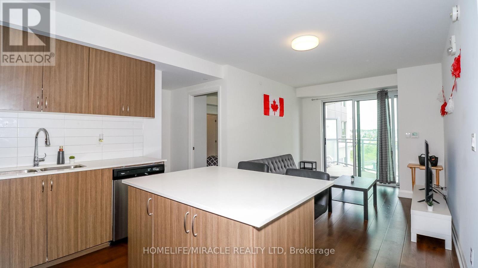 #501 58 LAKESIDE TERRACE - 22
