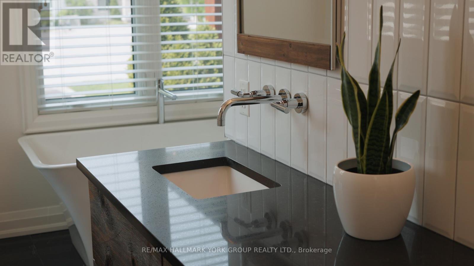 118 MENNILL DRIVE — photo 22