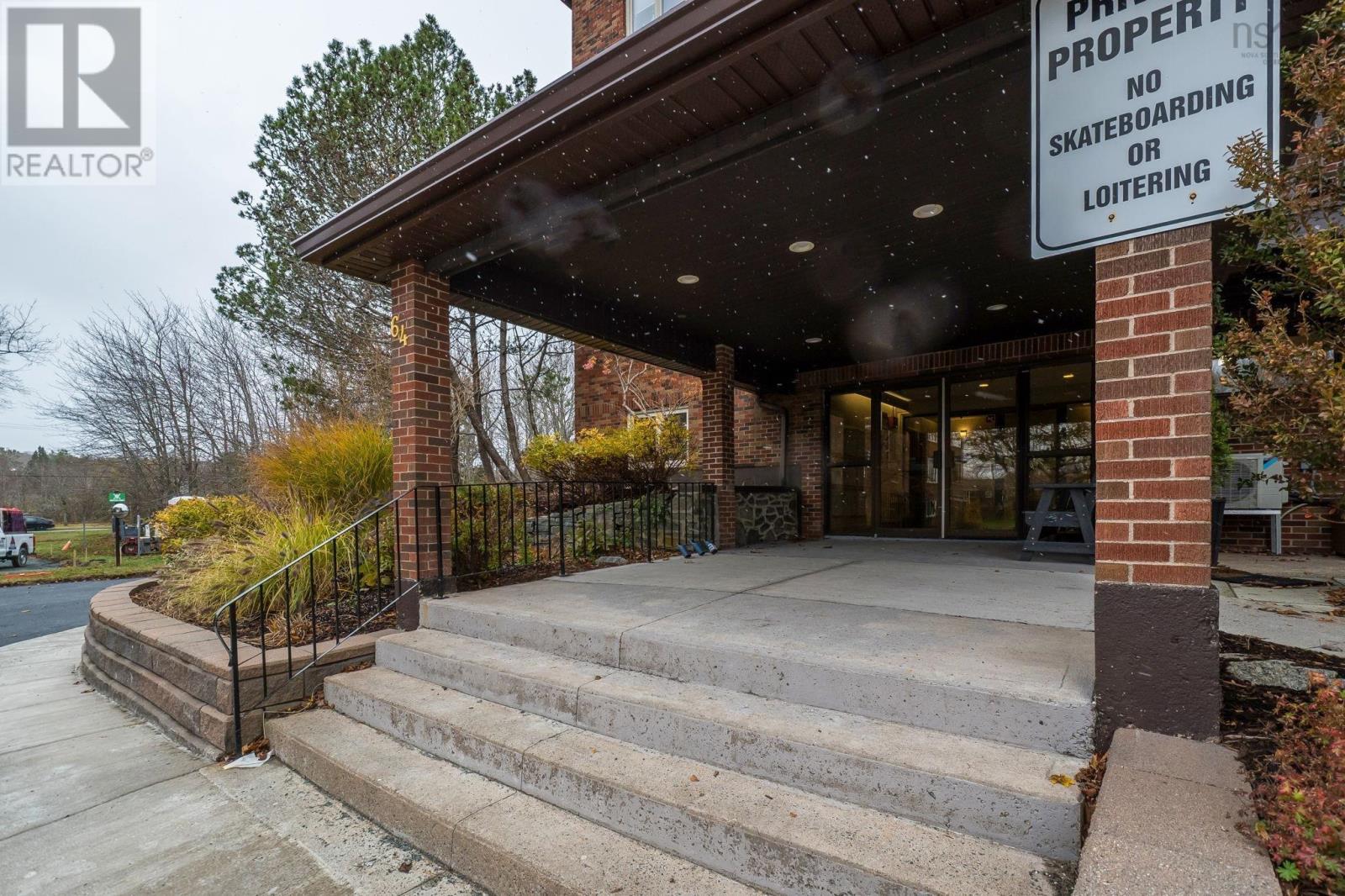 Property 8 of 50 of 403 64 Cumberland Drive