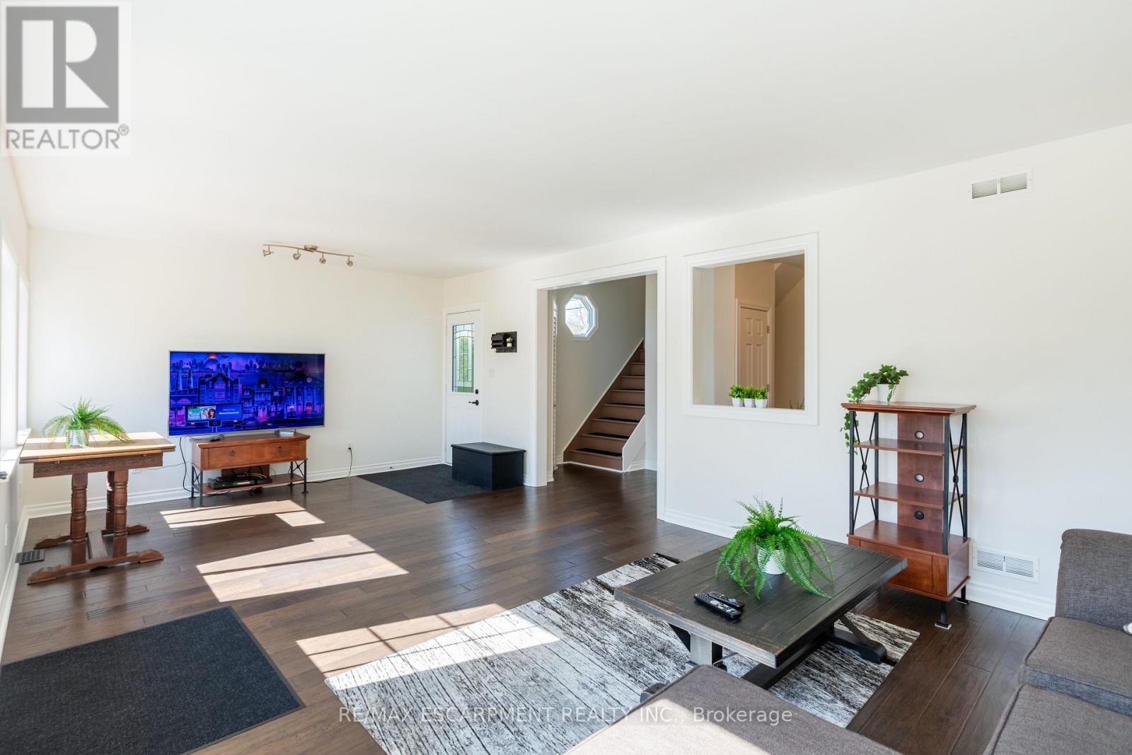 621 ROSSEAU ROAD — photo 14