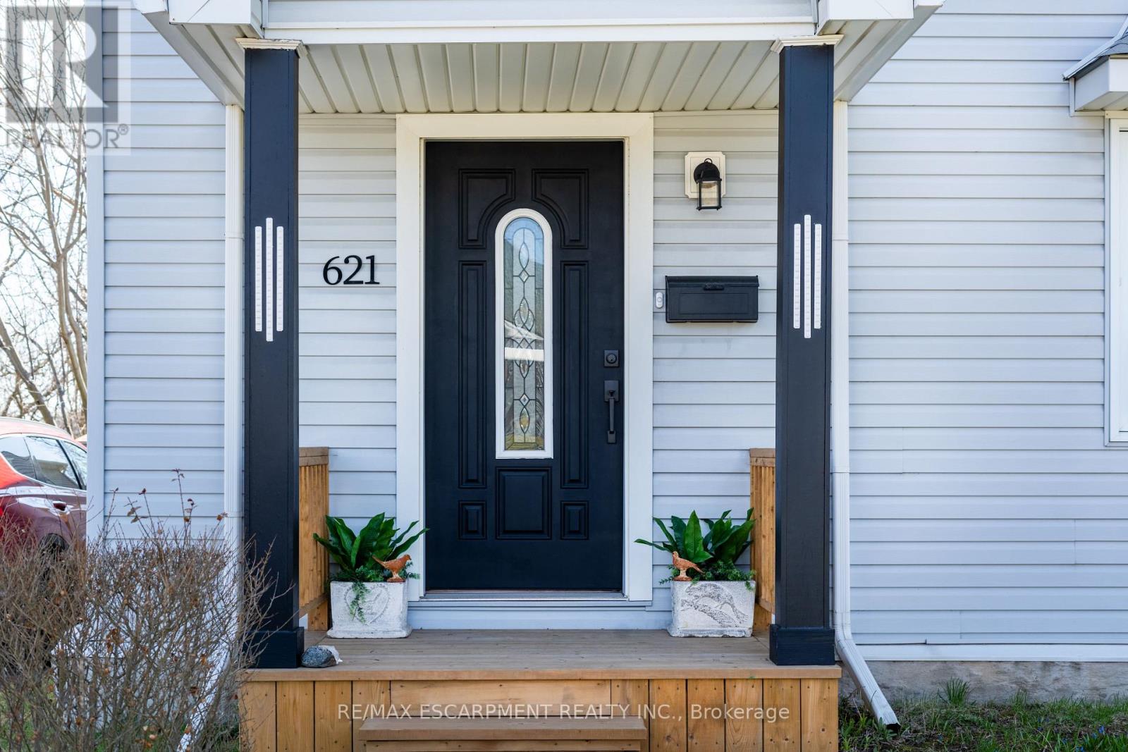 621 ROSSEAU ROAD — photo 3
