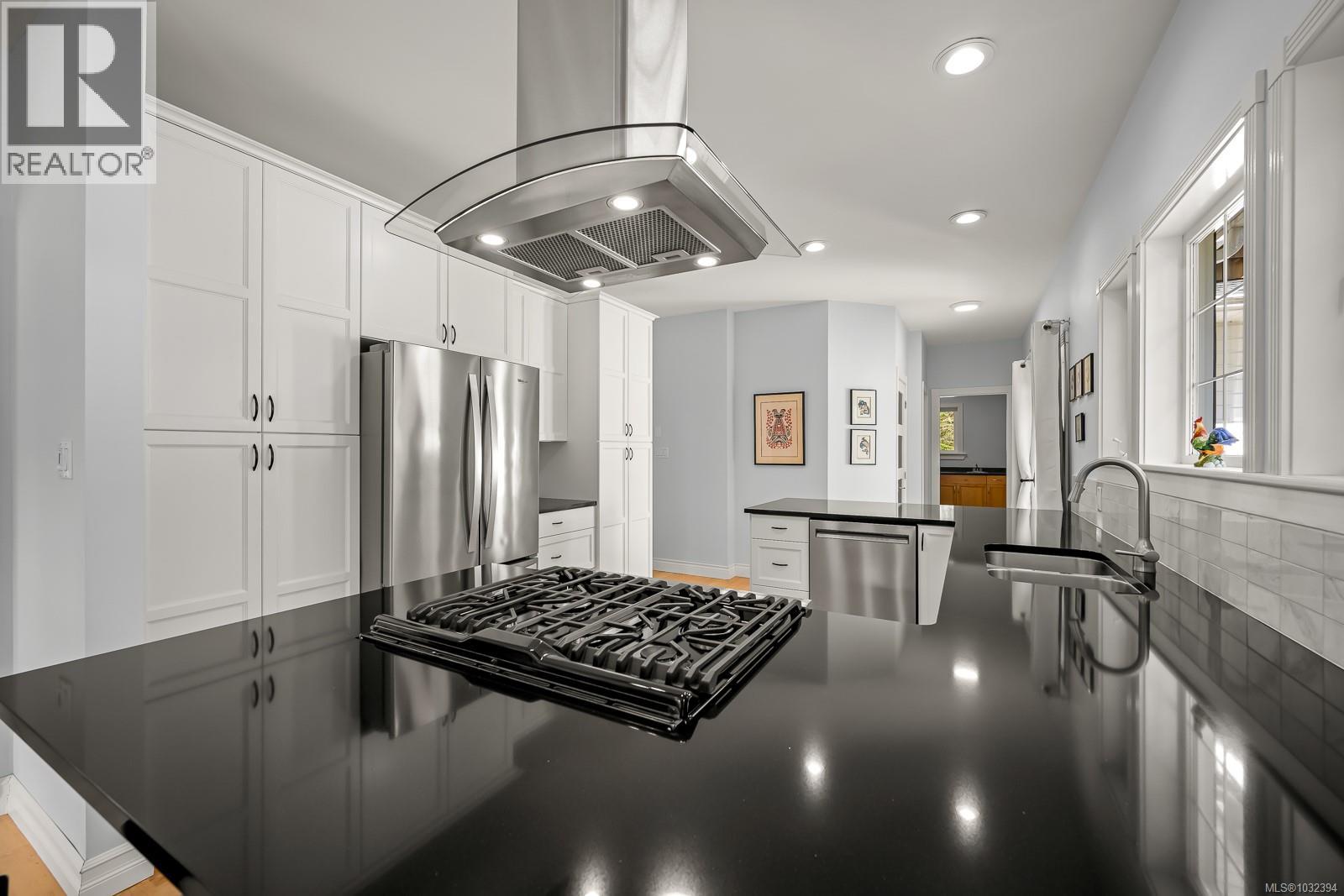 2300 WAVELAND RD - 13