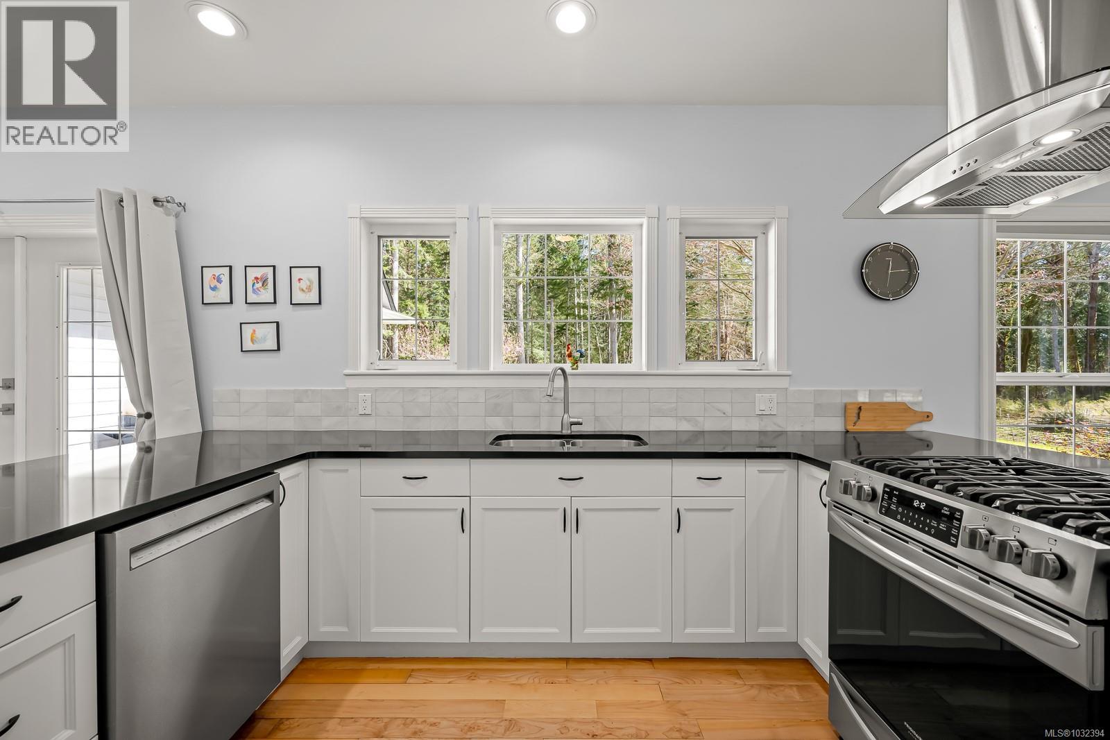 2300 WAVELAND RD - 8