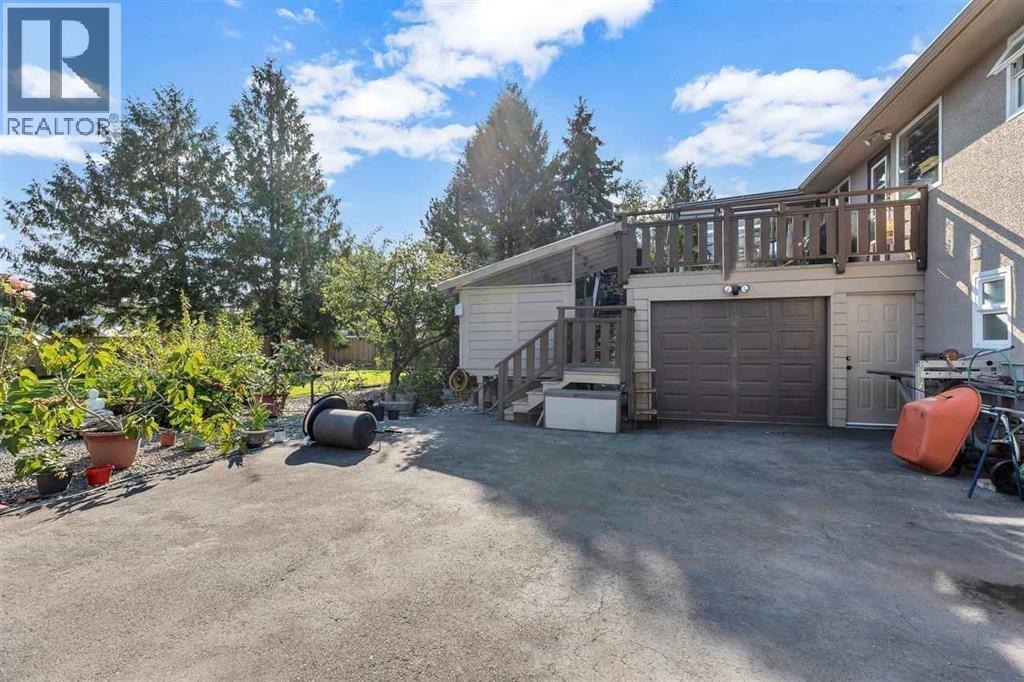 5882 51 Avenue, Delta