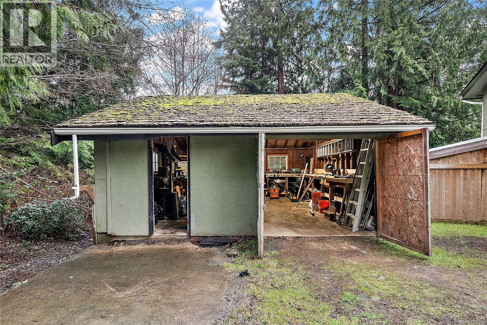 6909 Grant Rd W - 22