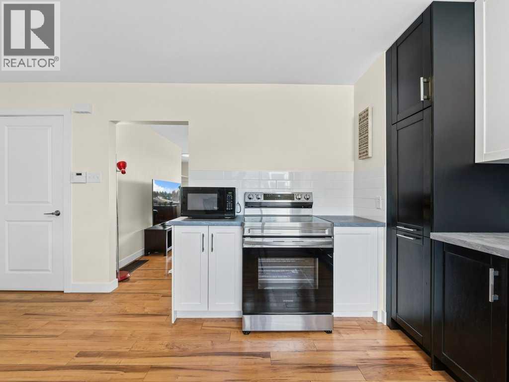 
          2211 19 Street Northeast
            <br/>
            <span>Calgary</span>
            , 
            <span>AB</span>
             <span>T2E4Y5</span>
         - Photo 8