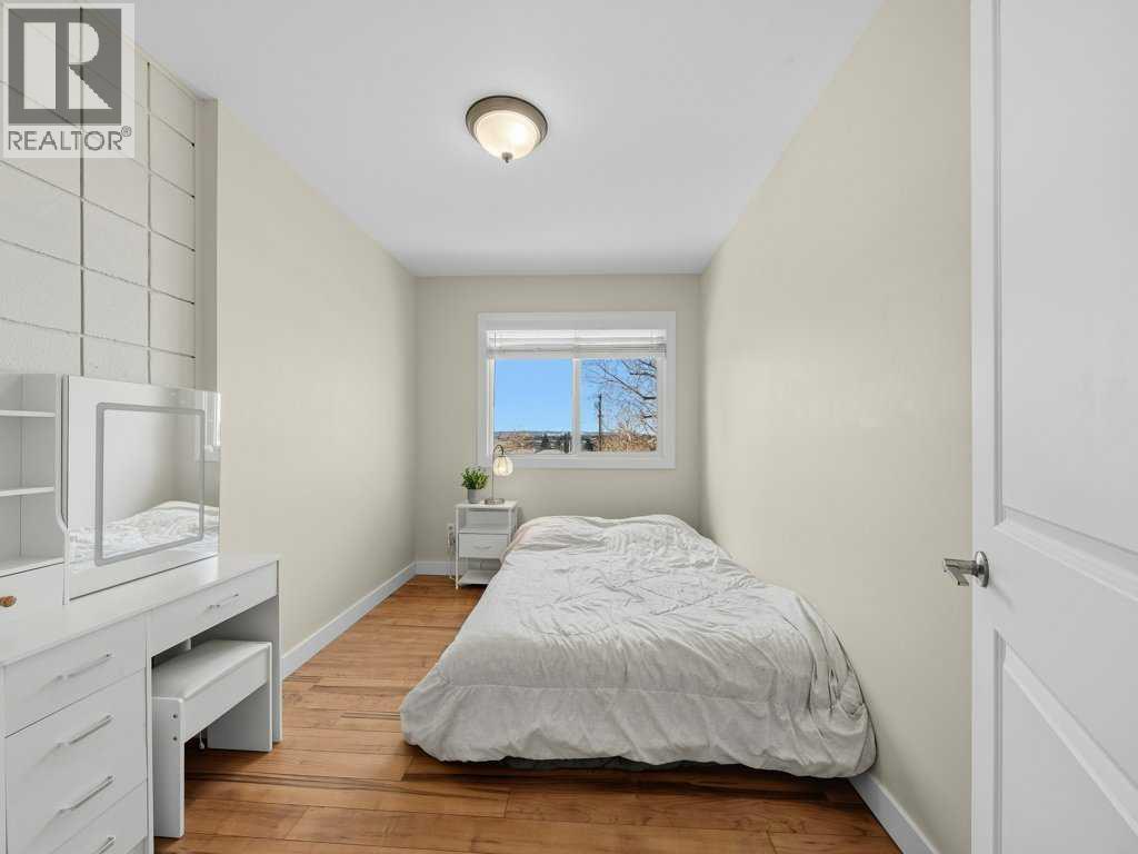 
          2211 19 Street Northeast
            <br/>
            <span>Calgary</span>
            , 
            <span>AB</span>
             <span>T2E4Y5</span>
         - Photo 14