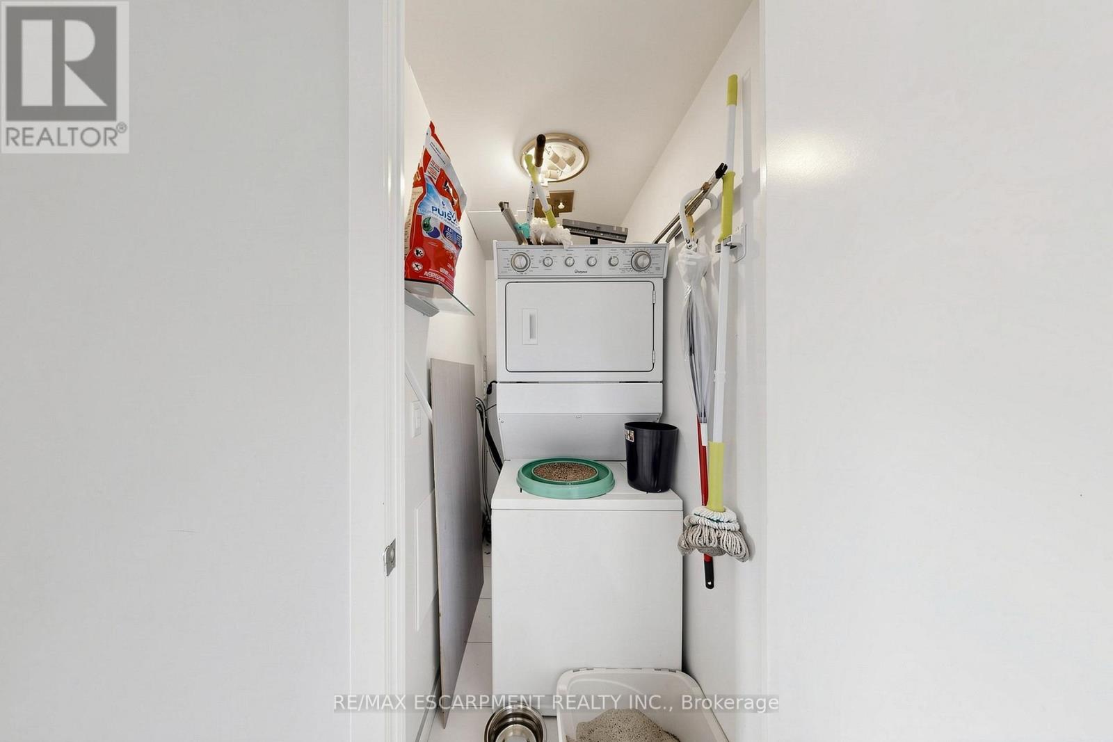 #D619 5220 DUNDAS STREET - 21