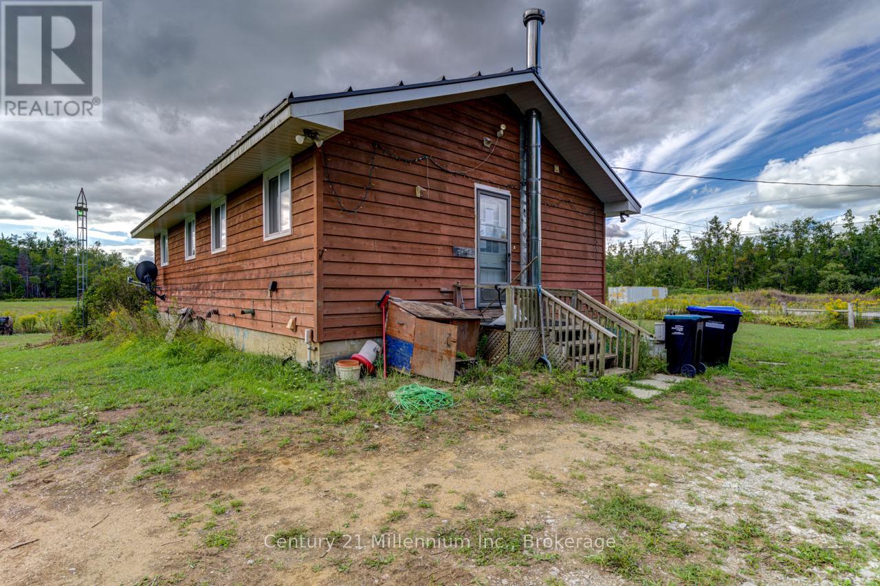 6989 CONCESSION B-C ROAD — photo 27