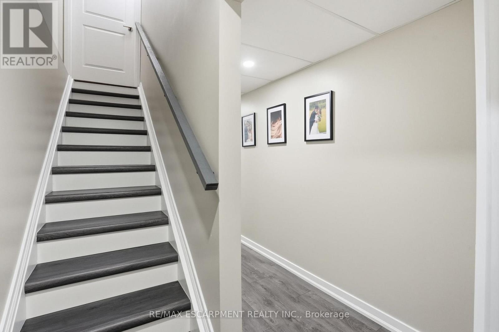 3 SLEETH STREET — photo 37