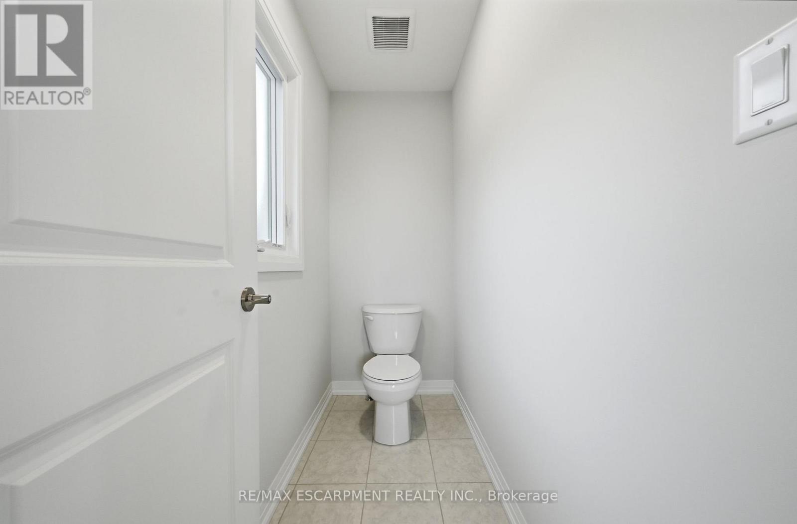 778 BRADFORD AVENUE - 40