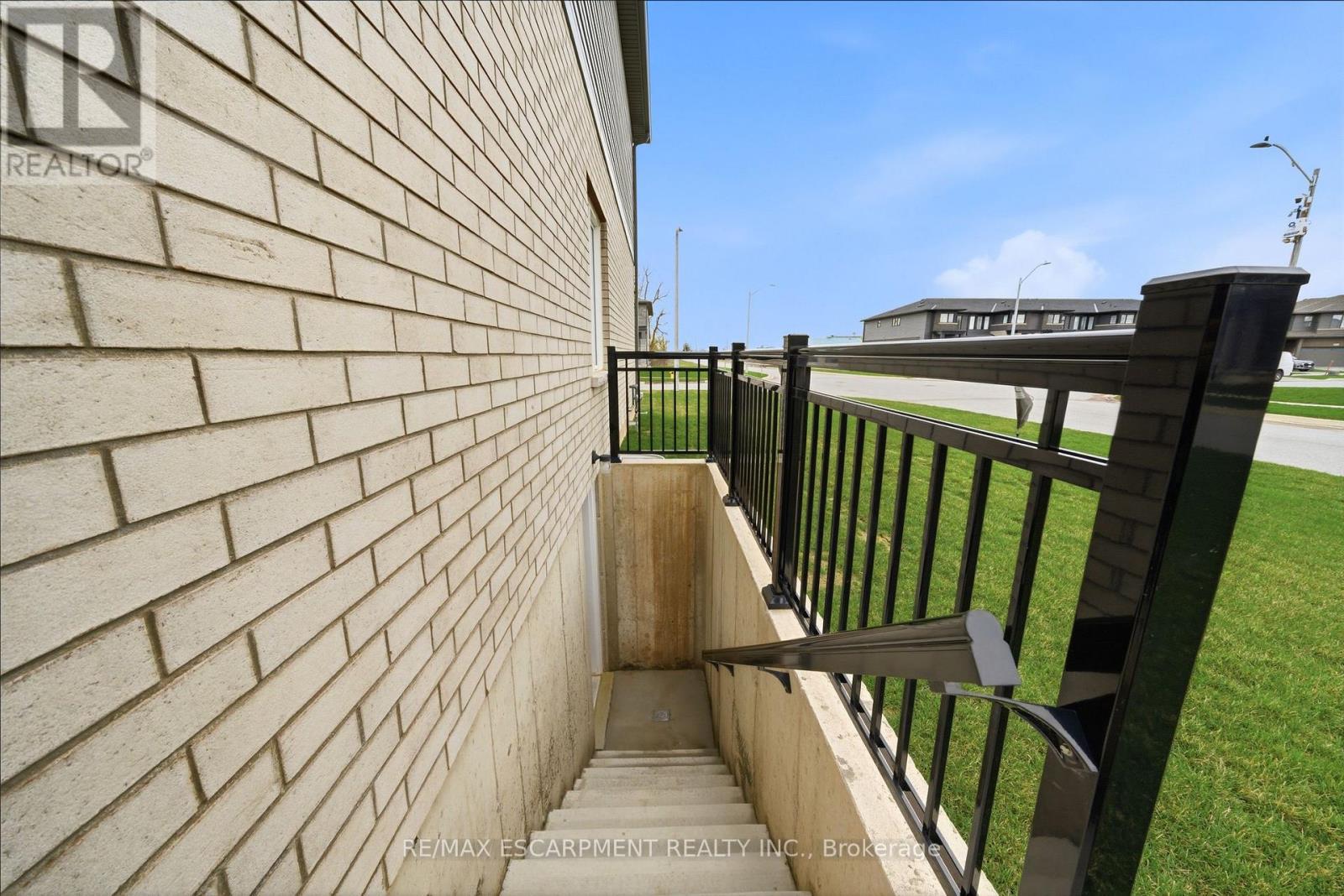 778 BRADFORD AVENUE - 48