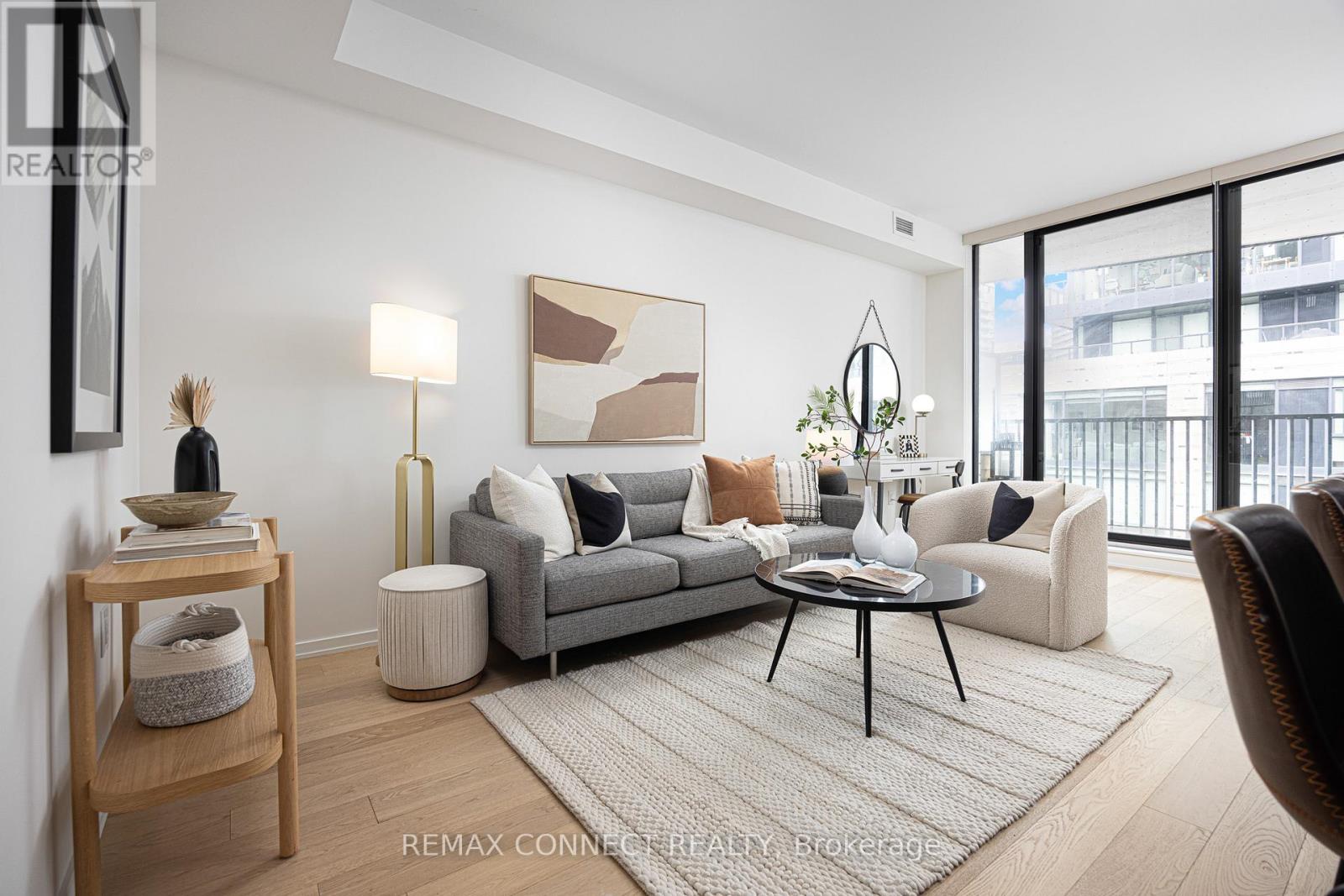 #402 41 DOVERCOURT ROAD - 4