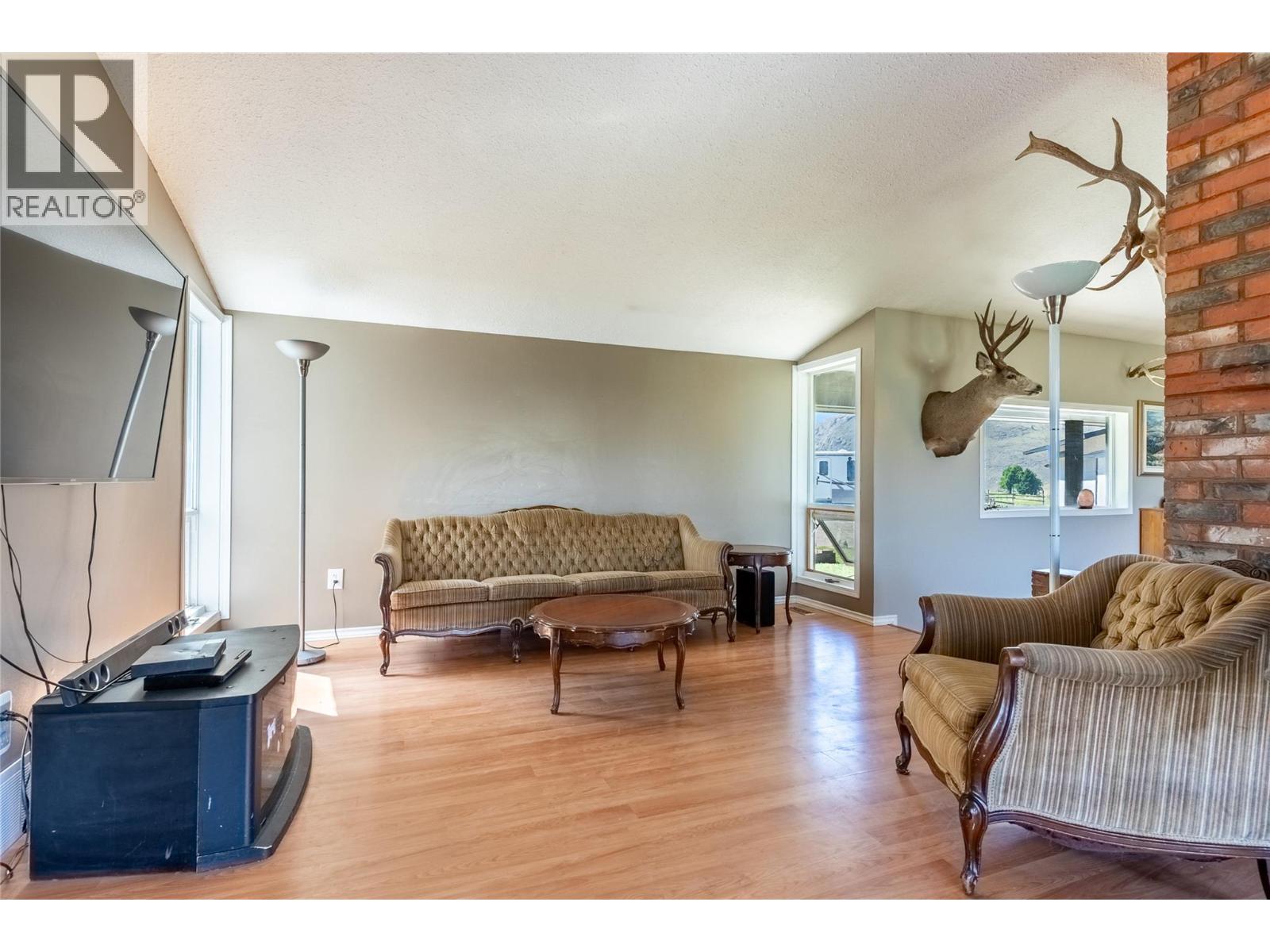 3541 Drinkwater Road - 17