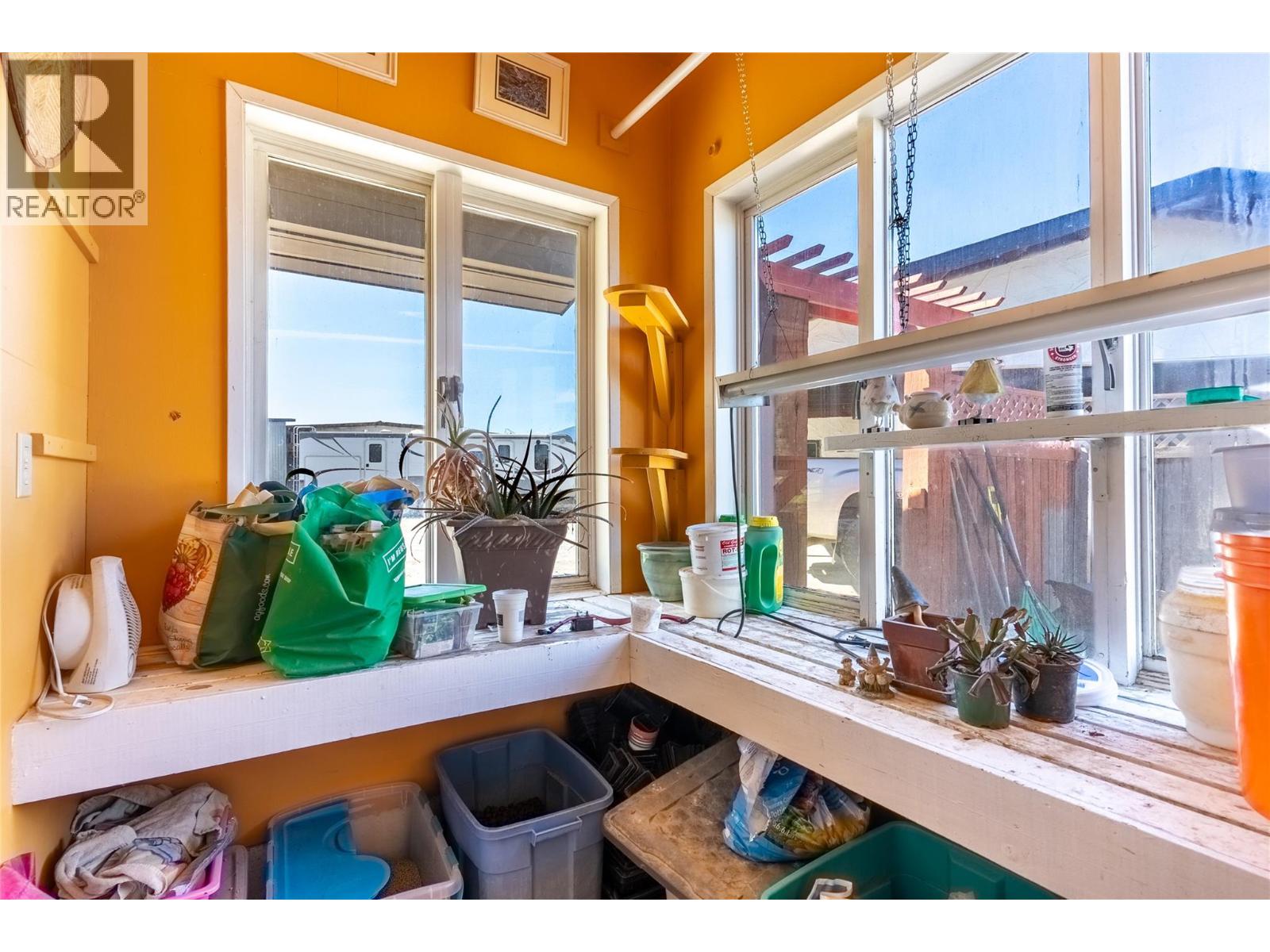 3541 Drinkwater Road - 24