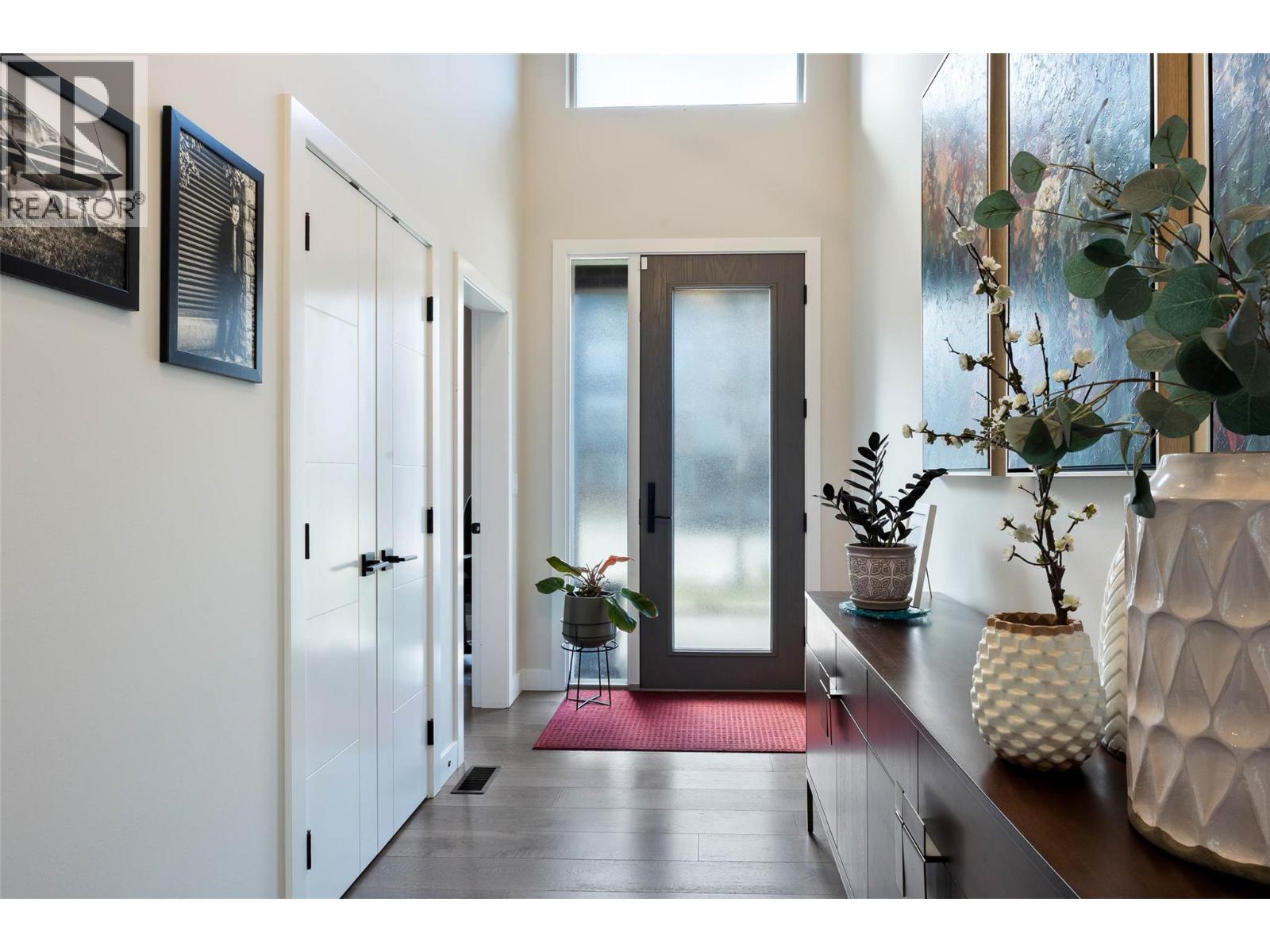 1886 QU'APPELLE BOULEVARD - Image 2