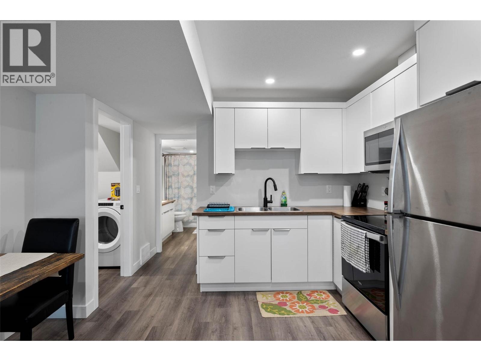 1886 QU'APPELLE BOULEVARD - 29