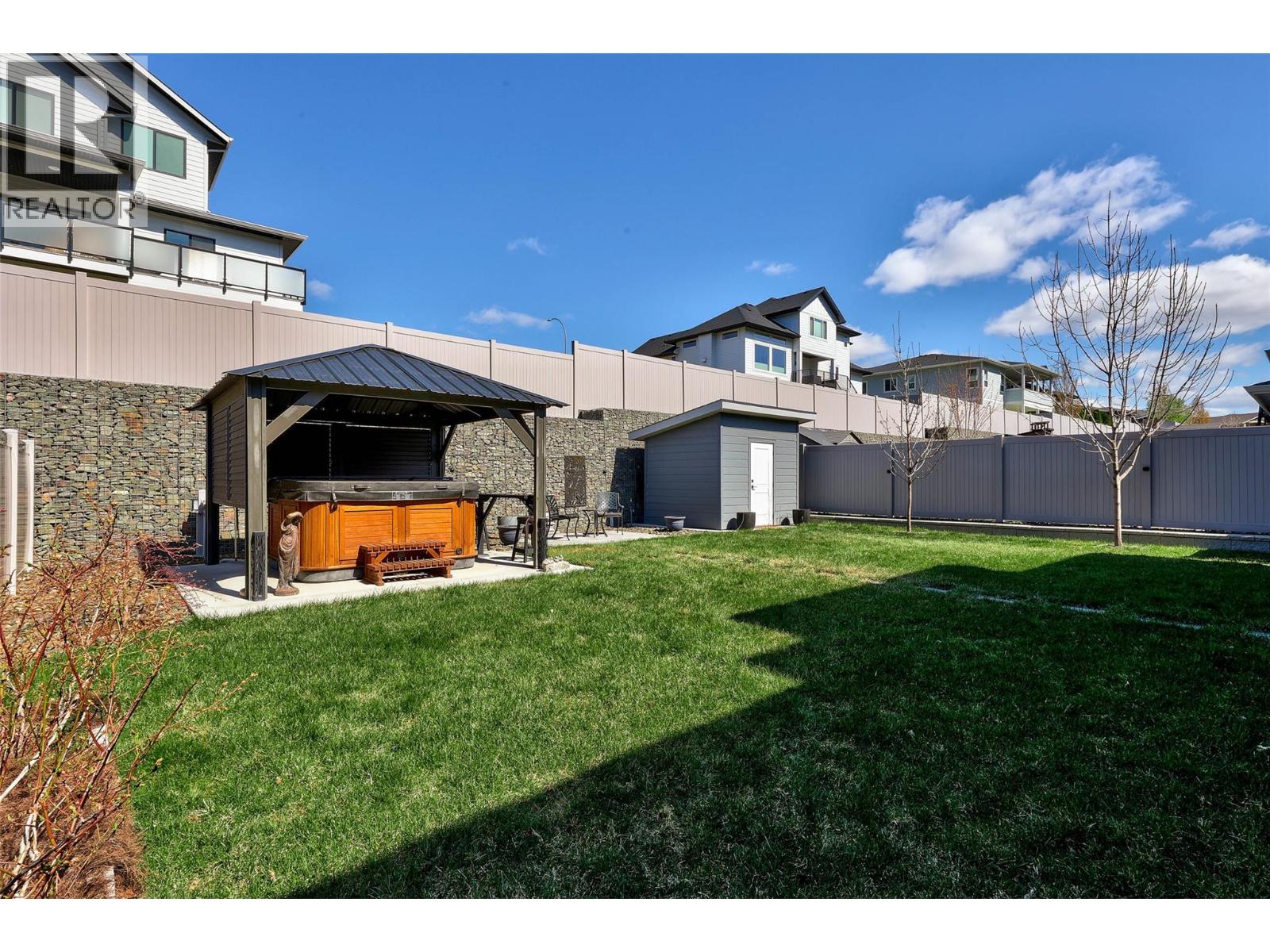 1886 QU'APPELLE BOULEVARD - 39