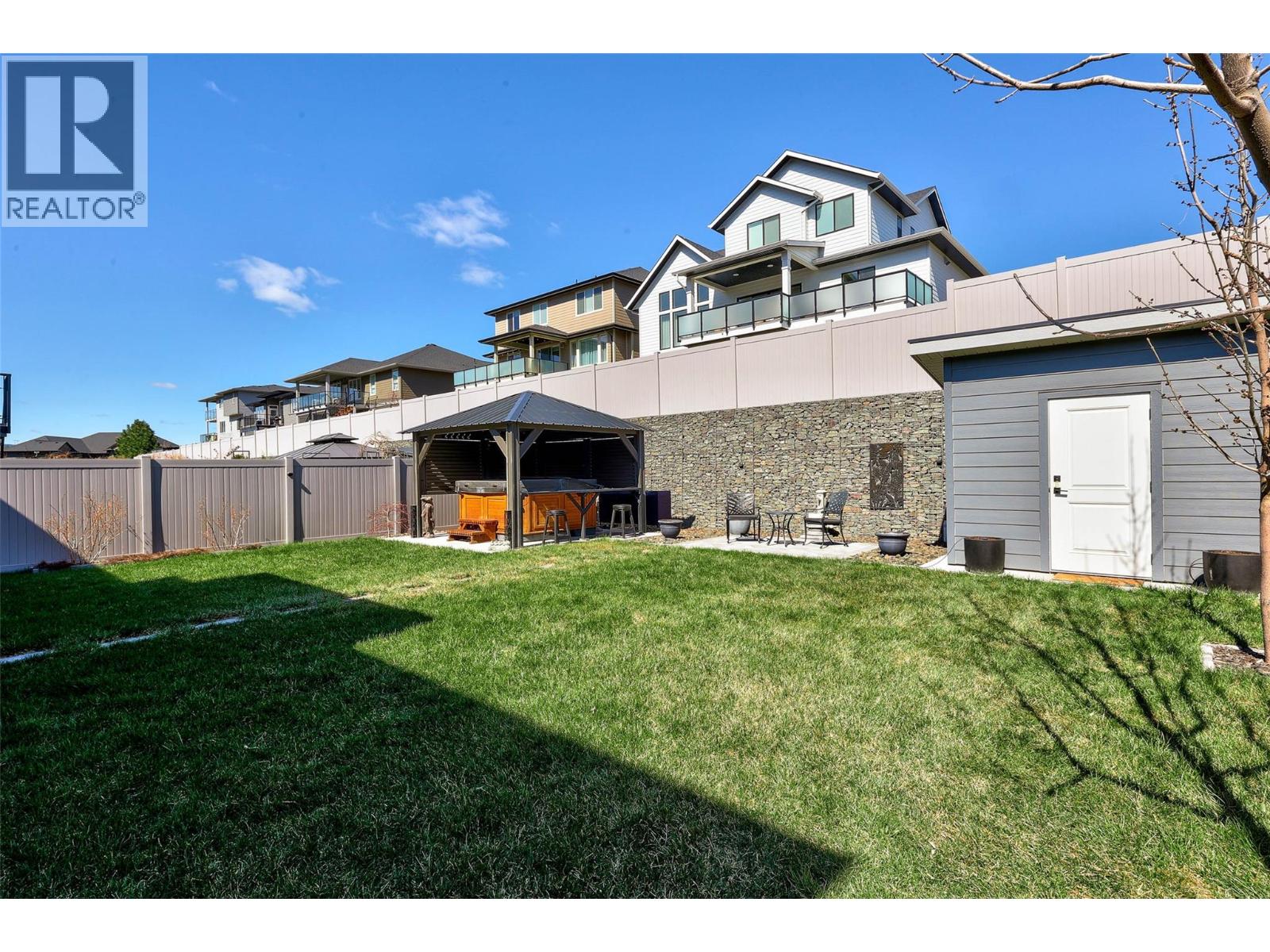 1886 QU'APPELLE BOULEVARD - 40