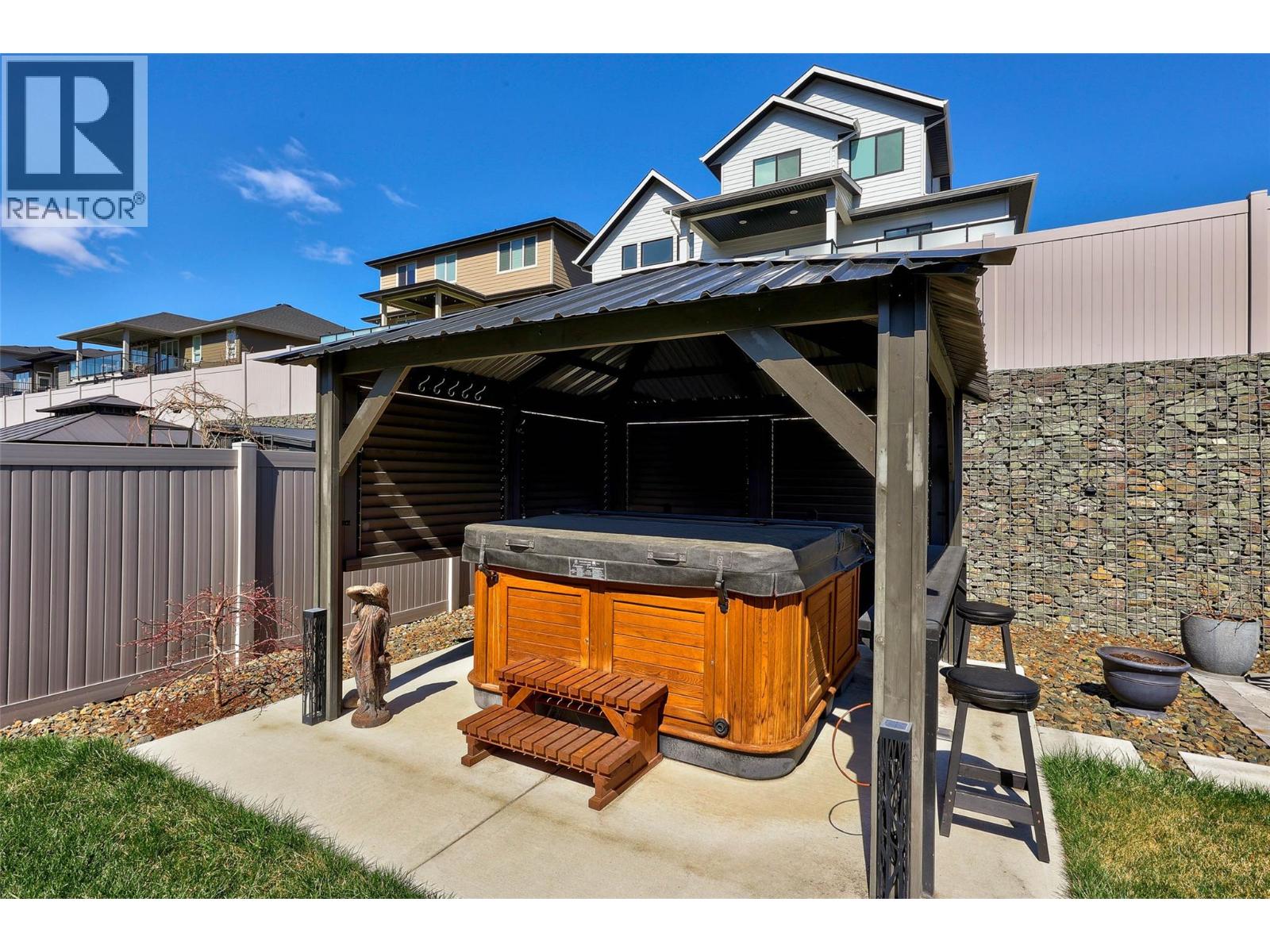 1886 QU'APPELLE BOULEVARD - 41