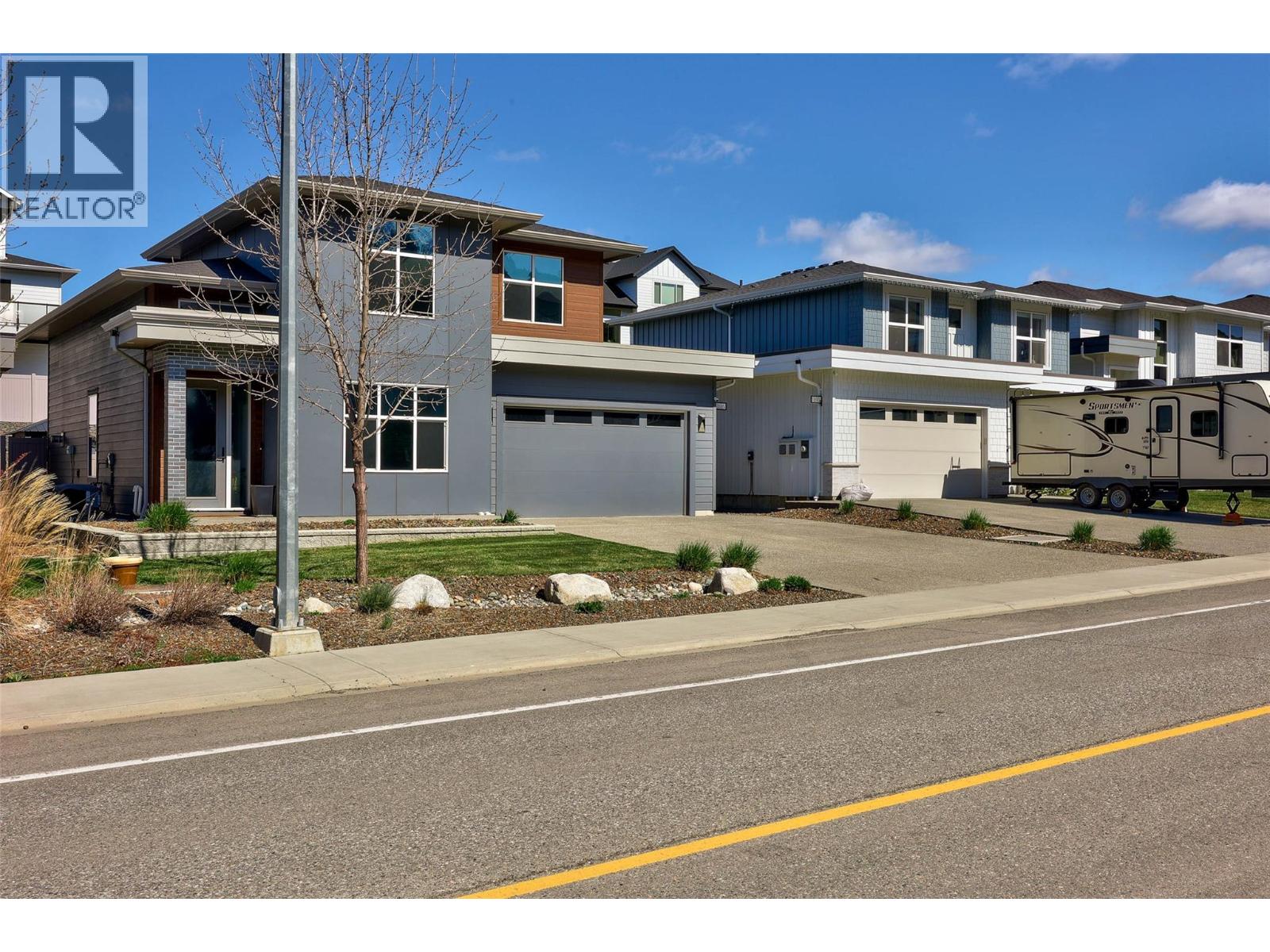 1886 QU'APPELLE BOULEVARD - 45