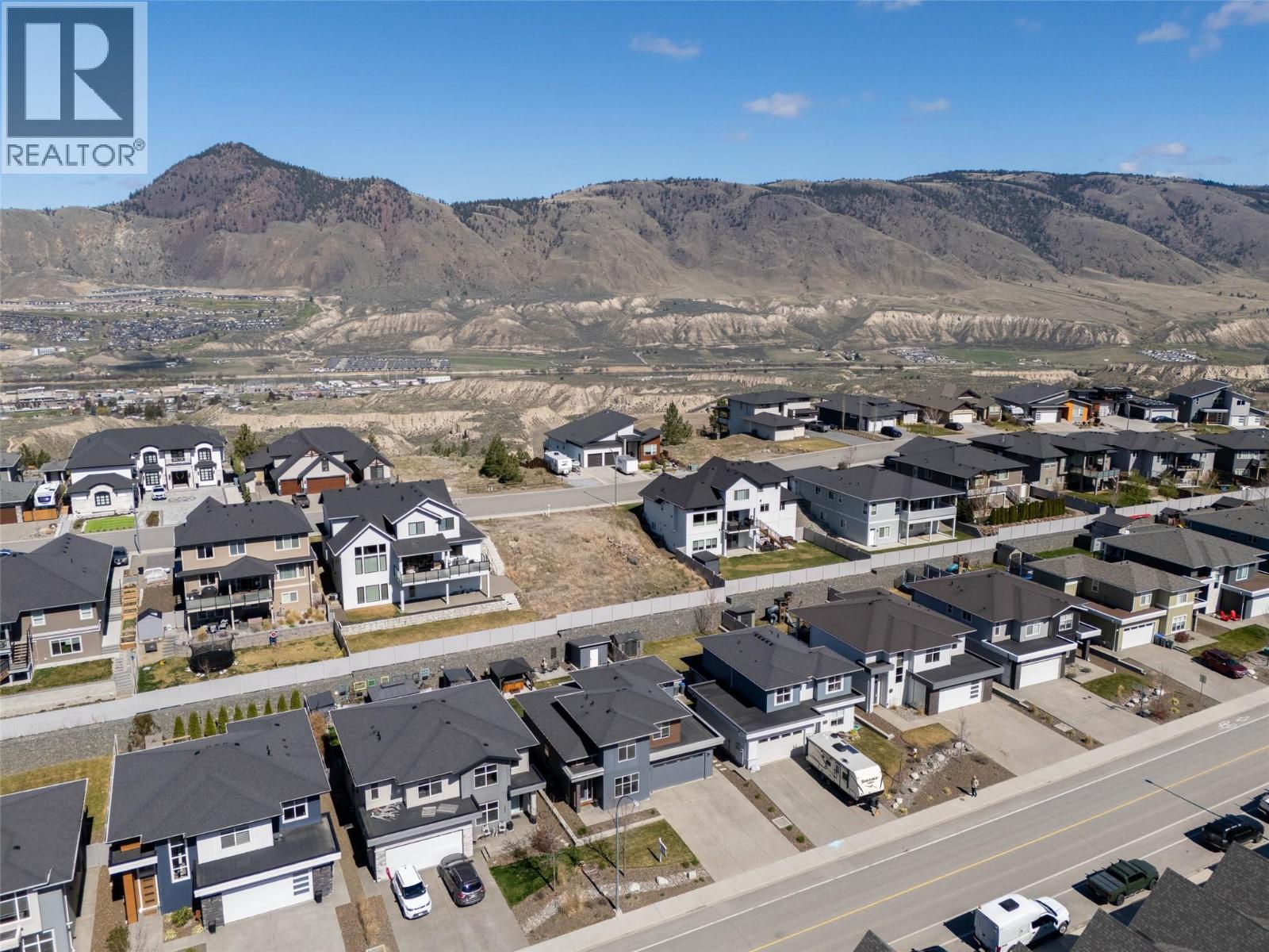 1886 QU'APPELLE BOULEVARD - 52