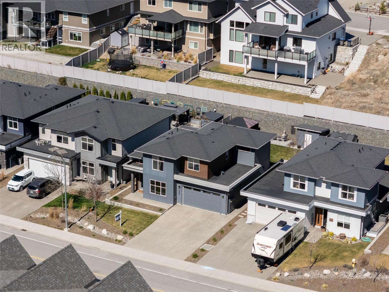 1886 QU'APPELLE BOULEVARD - 53