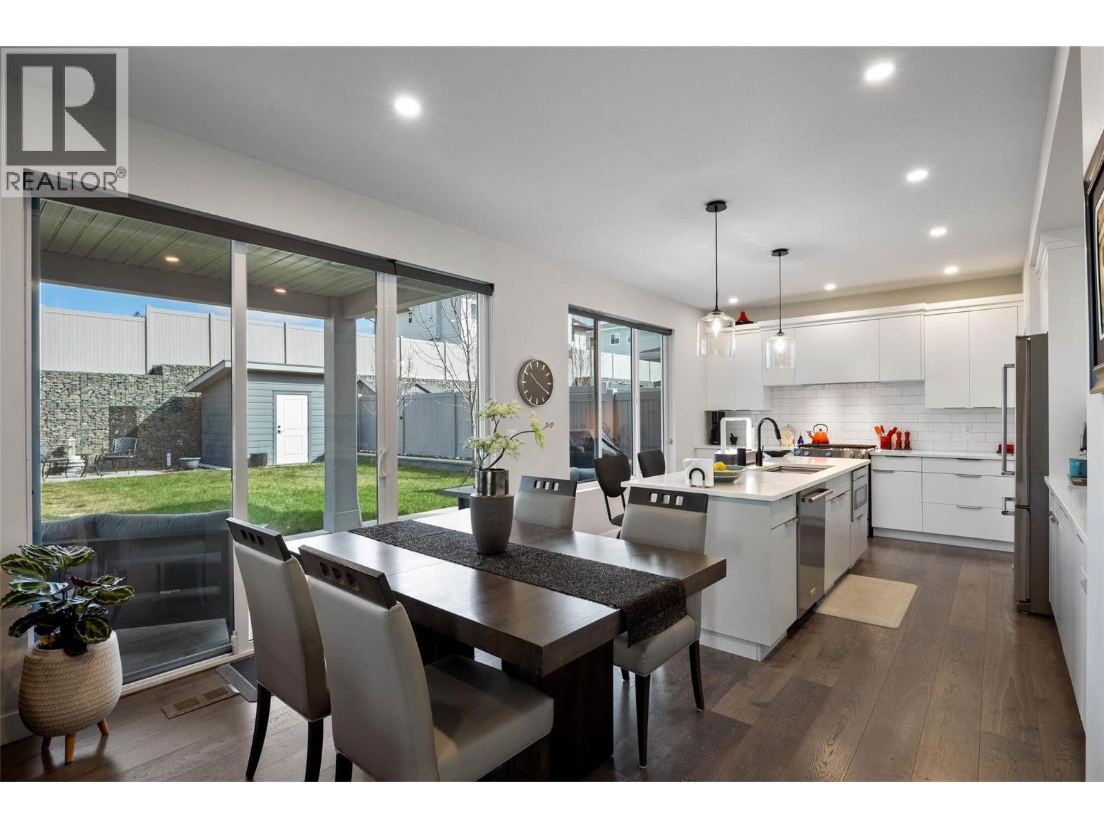 1886 QU'APPELLE BOULEVARD - 7